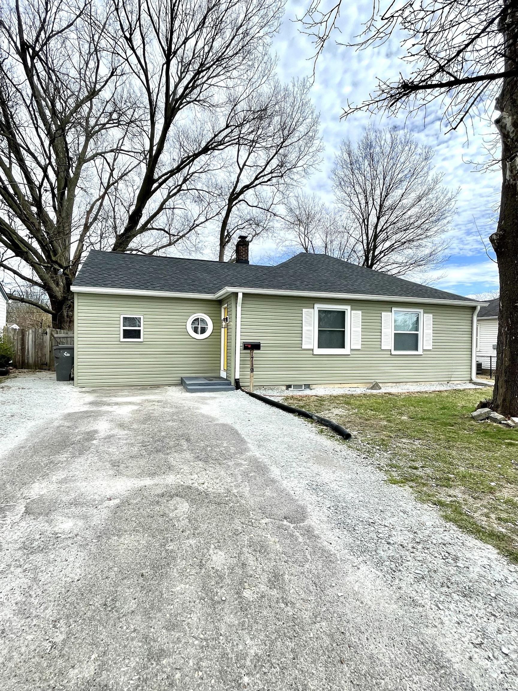 Photo one of 1719 N Emerson Ave Indianapolis IN 46218 | MLS 21970694