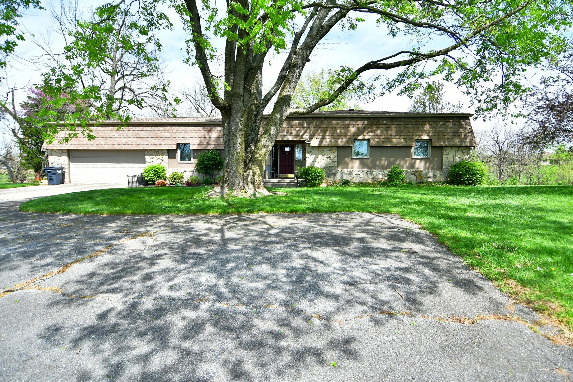 Photo one of 6891 W 375 N Bargersville IN 46106 | MLS 21970932