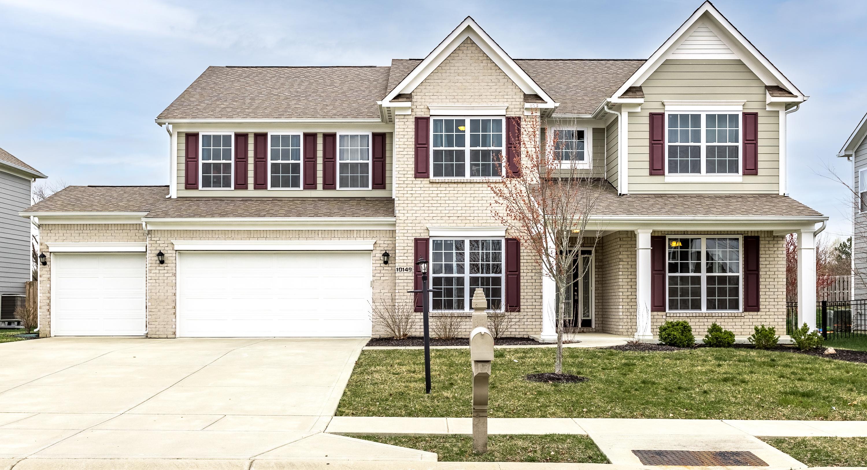 Photo one of 10149 Pepper Tree Ln Noblesville IN 46060 | MLS 21970952