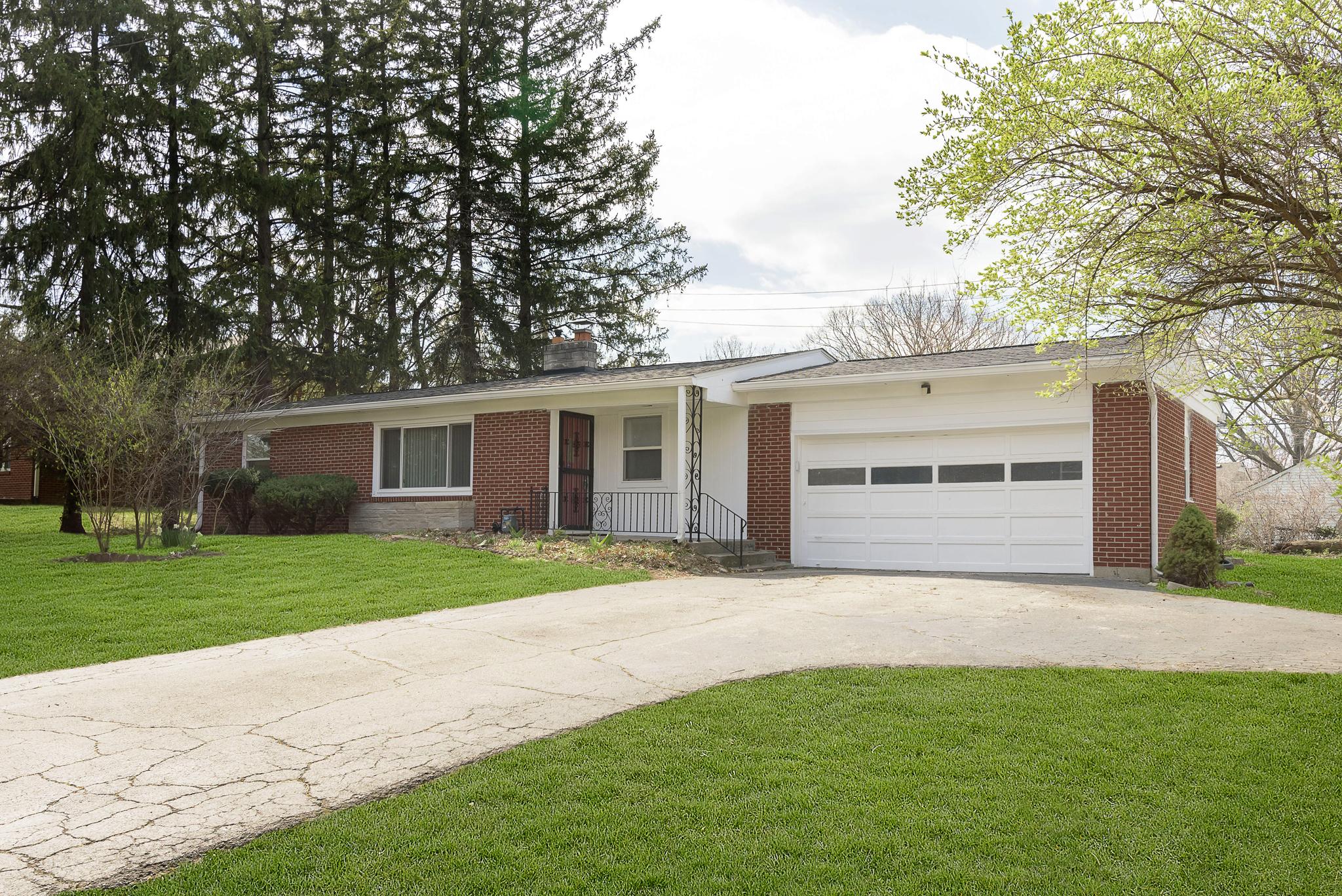 Photo one of 3910 N Grant Ave Indianapolis IN 46226 | MLS 21971003