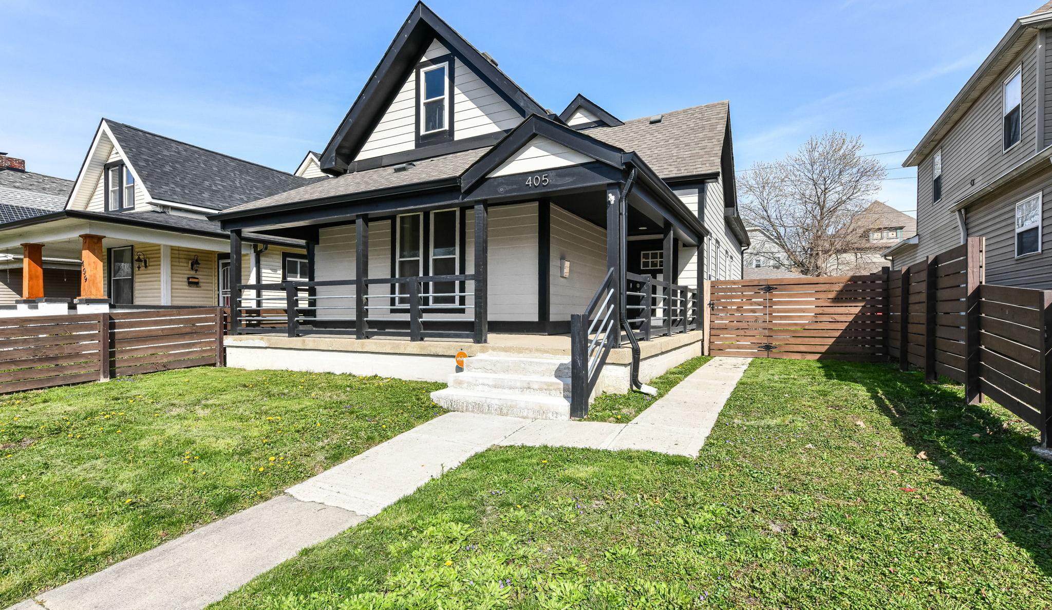 Photo one of 405 N State Ave Indianapolis IN 46201 | MLS 21971008