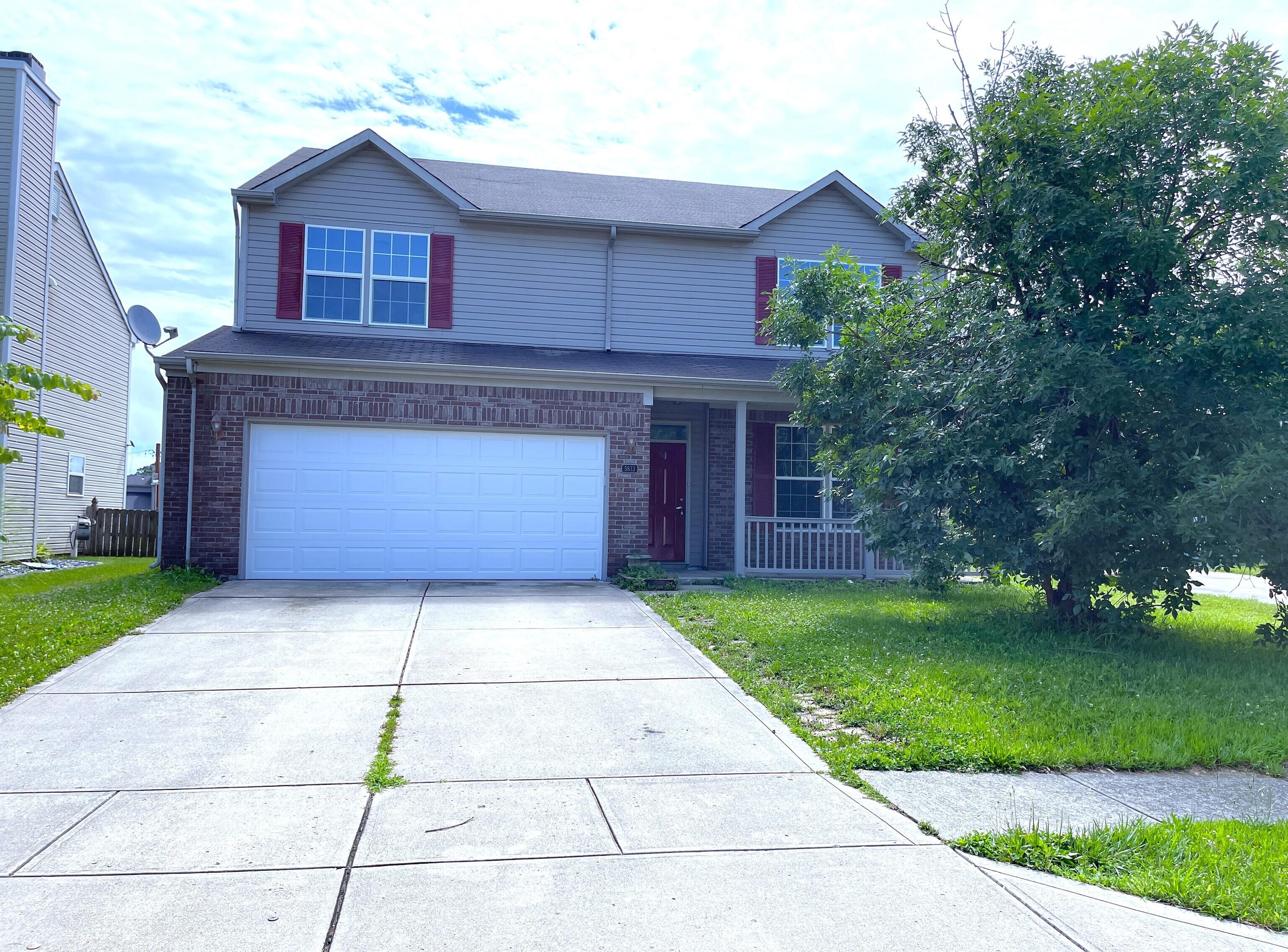 Photo one of 5833 Long Ridge Pl Indianapolis IN 46221 | MLS 21971027