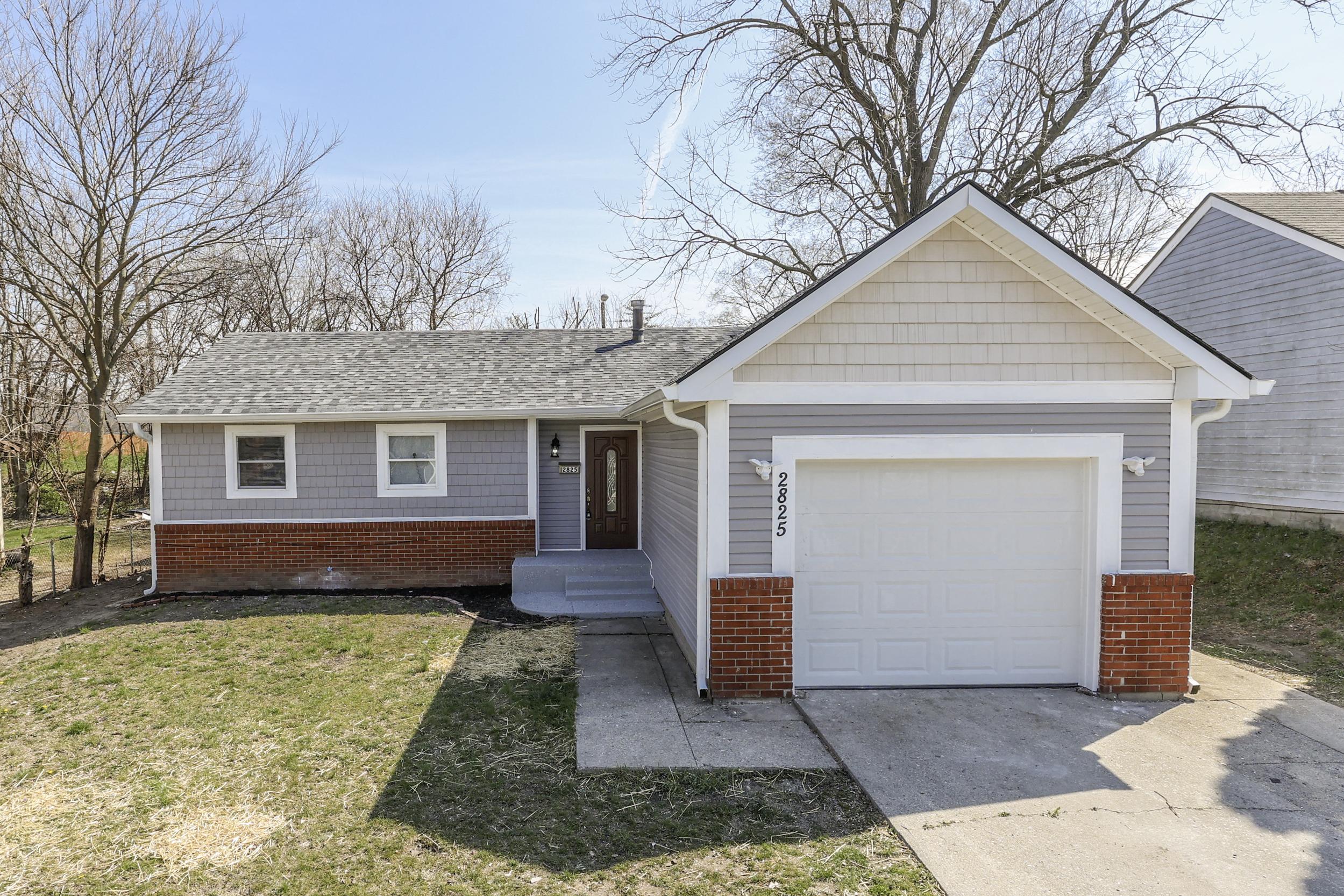 Photo one of 2825 Eastern Ave Indianapolis IN 46218 | MLS 21971393