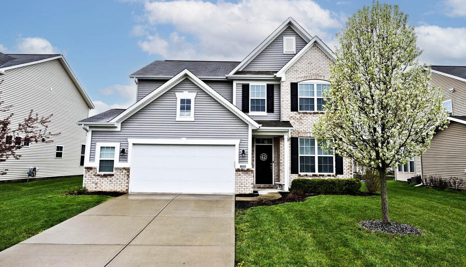 Photo one of 5200 Charmaine Ln Plainfield IN 46168 | MLS 21971420
