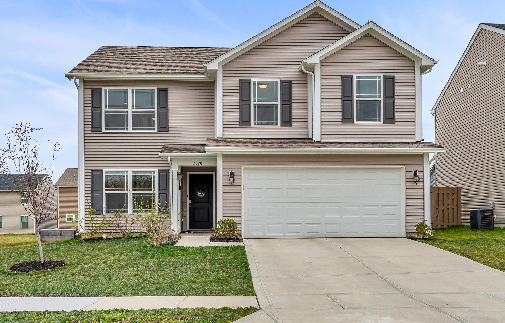 Photo one of 2820 Pointe Harbor Dr Indianapolis IN 46229 | MLS 21971713