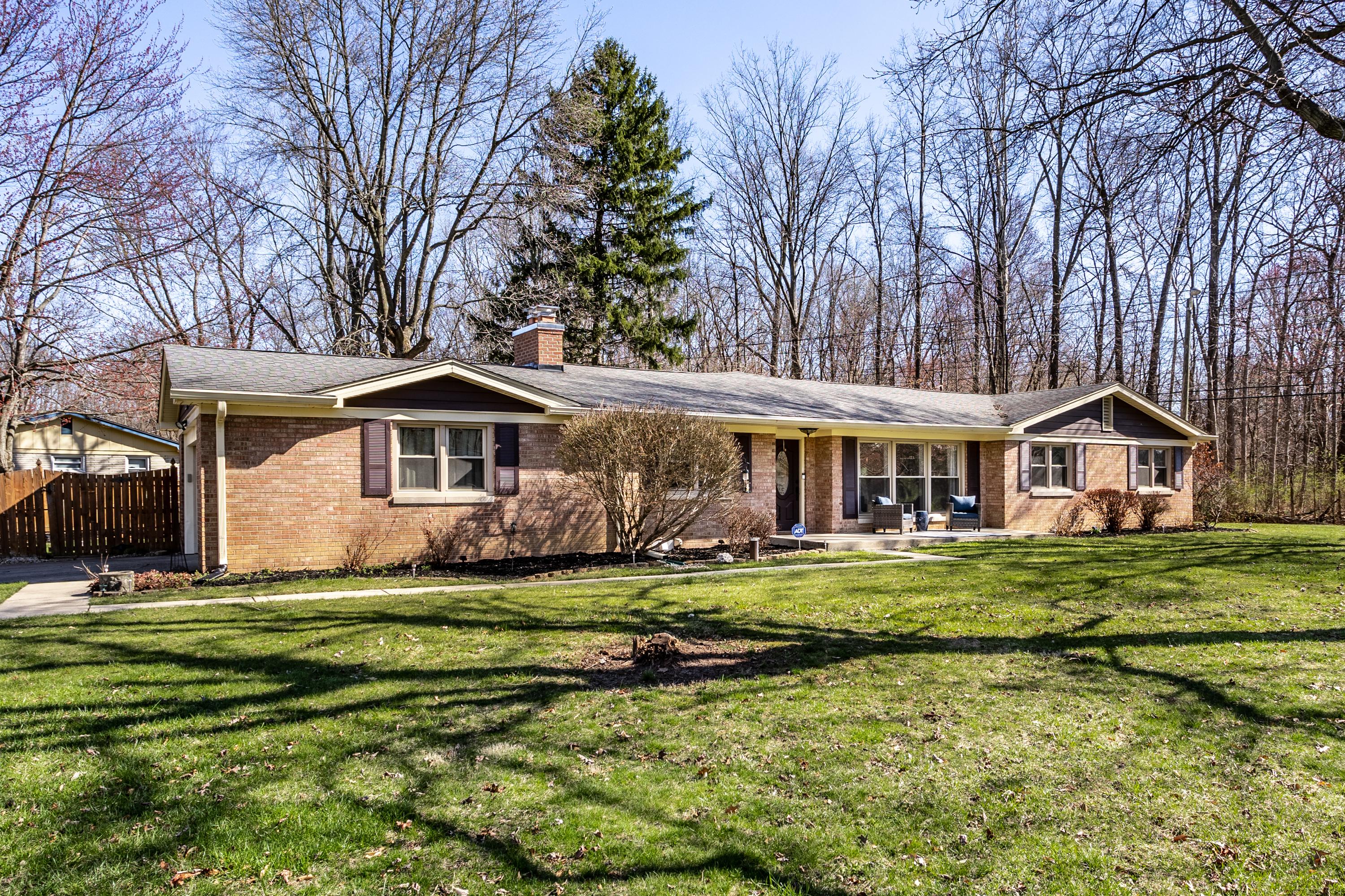 Photo one of 3330 Catalpa Ave Indianapolis IN 46228 | MLS 21971913