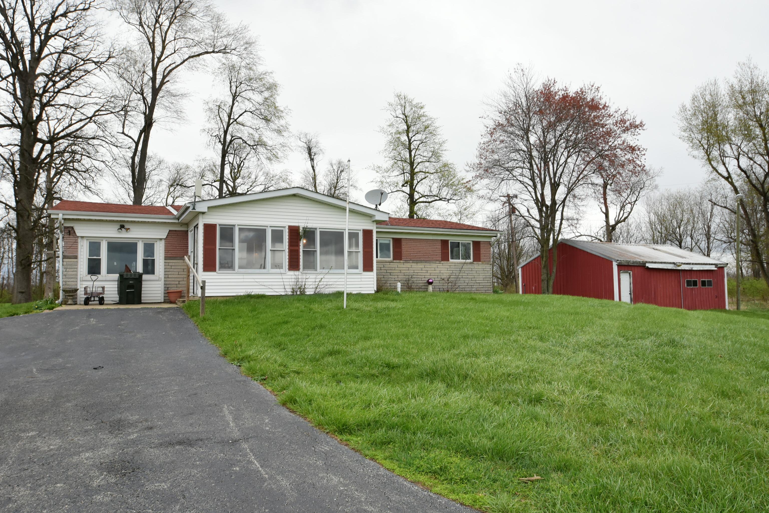 Photo one of 1160 E Us 52 Morristown IN 46161 | MLS 21972281