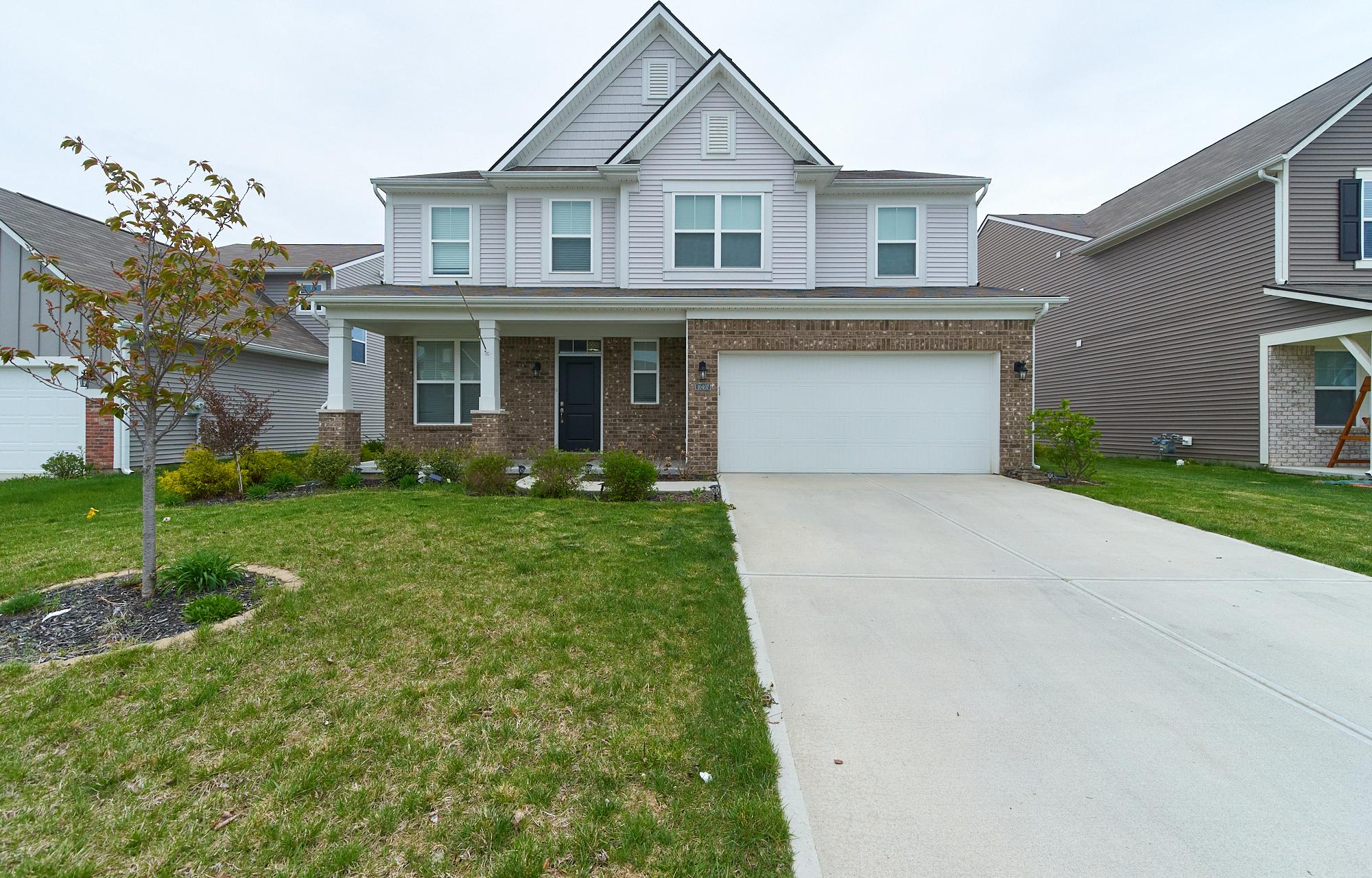 Photo one of 10407 Deercrest Ln Indianapolis IN 46239 | MLS 21972549