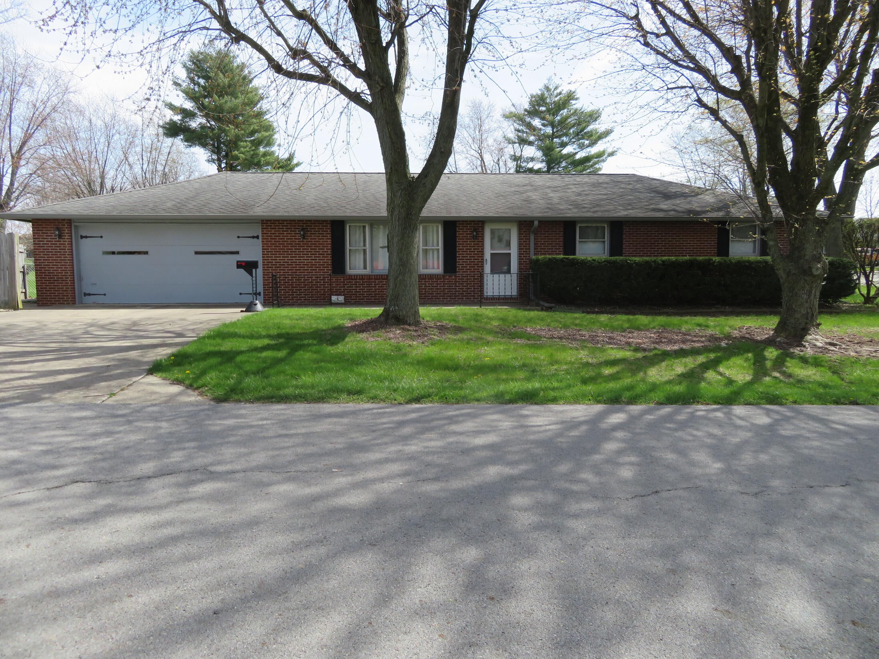 Photo one of 701 N Fairview St Alexandria IN 46001 | MLS 21972657