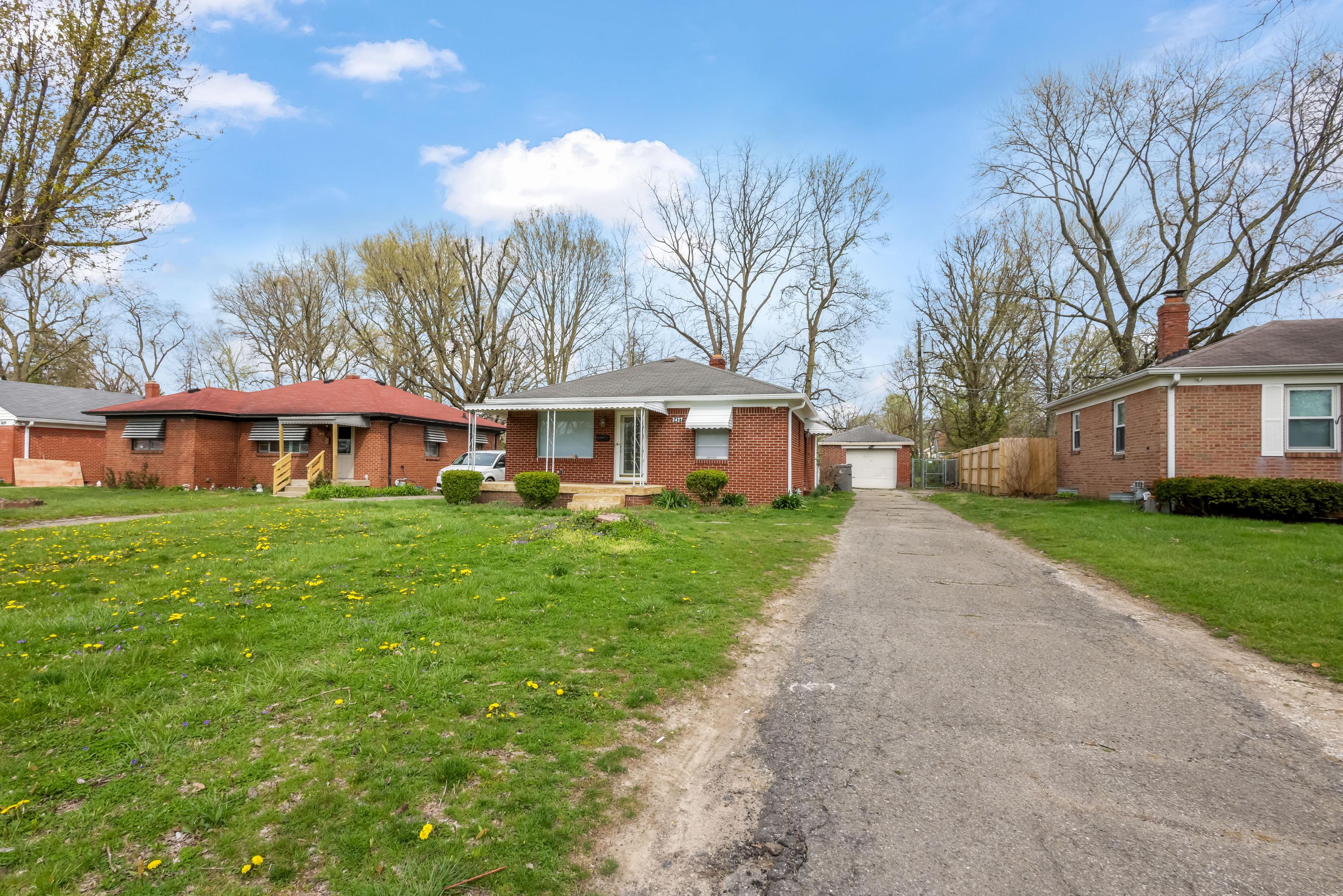 Photo one of 3427 N Gladstone Ave Indianapolis IN 46218 | MLS 21972866