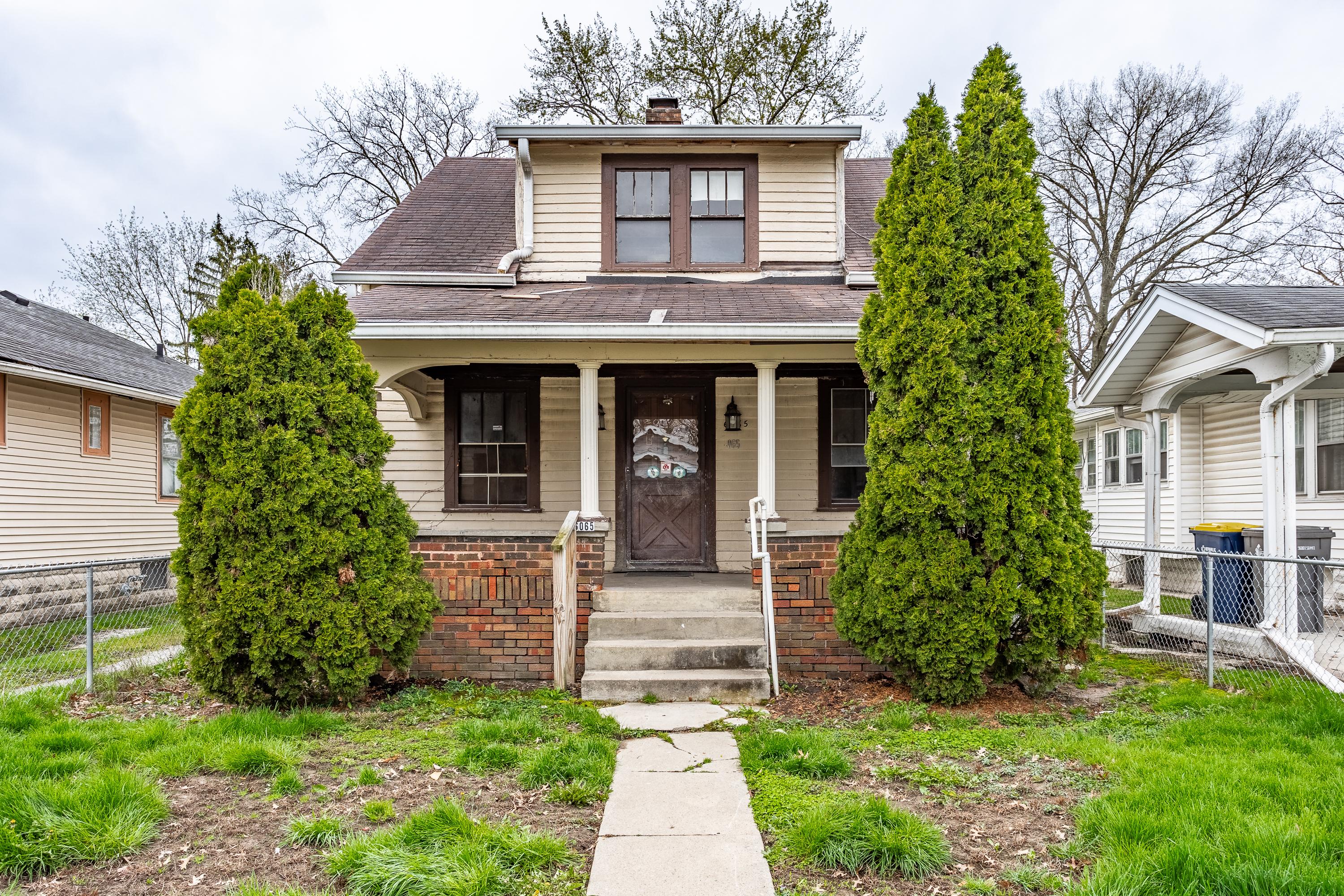 Photo one of 6065 Dewey Ave Indianapolis IN 46219 | MLS 21973322