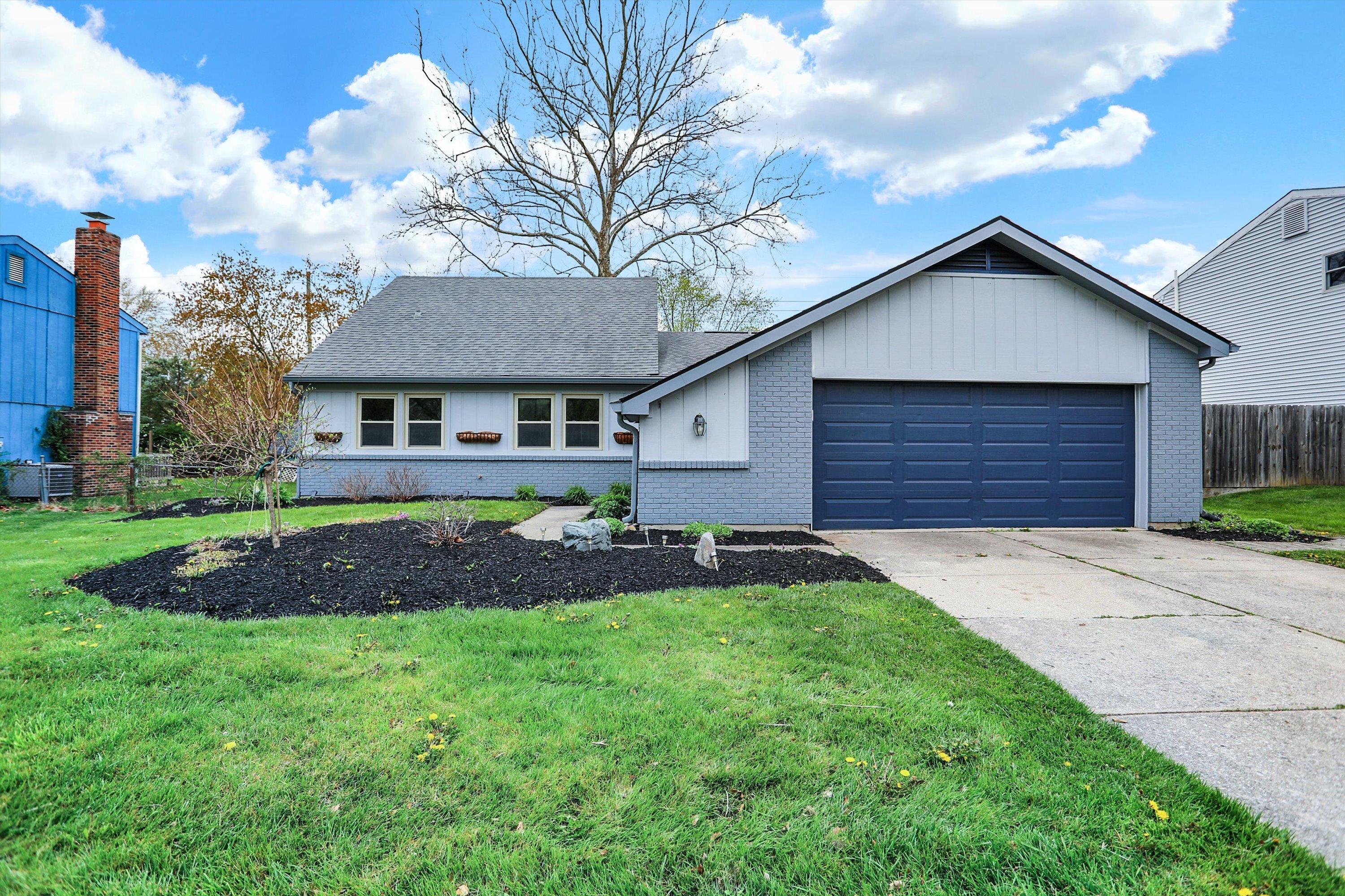 Photo one of 11459 Timberlake Ln Fishers IN 46038 | MLS 21973424