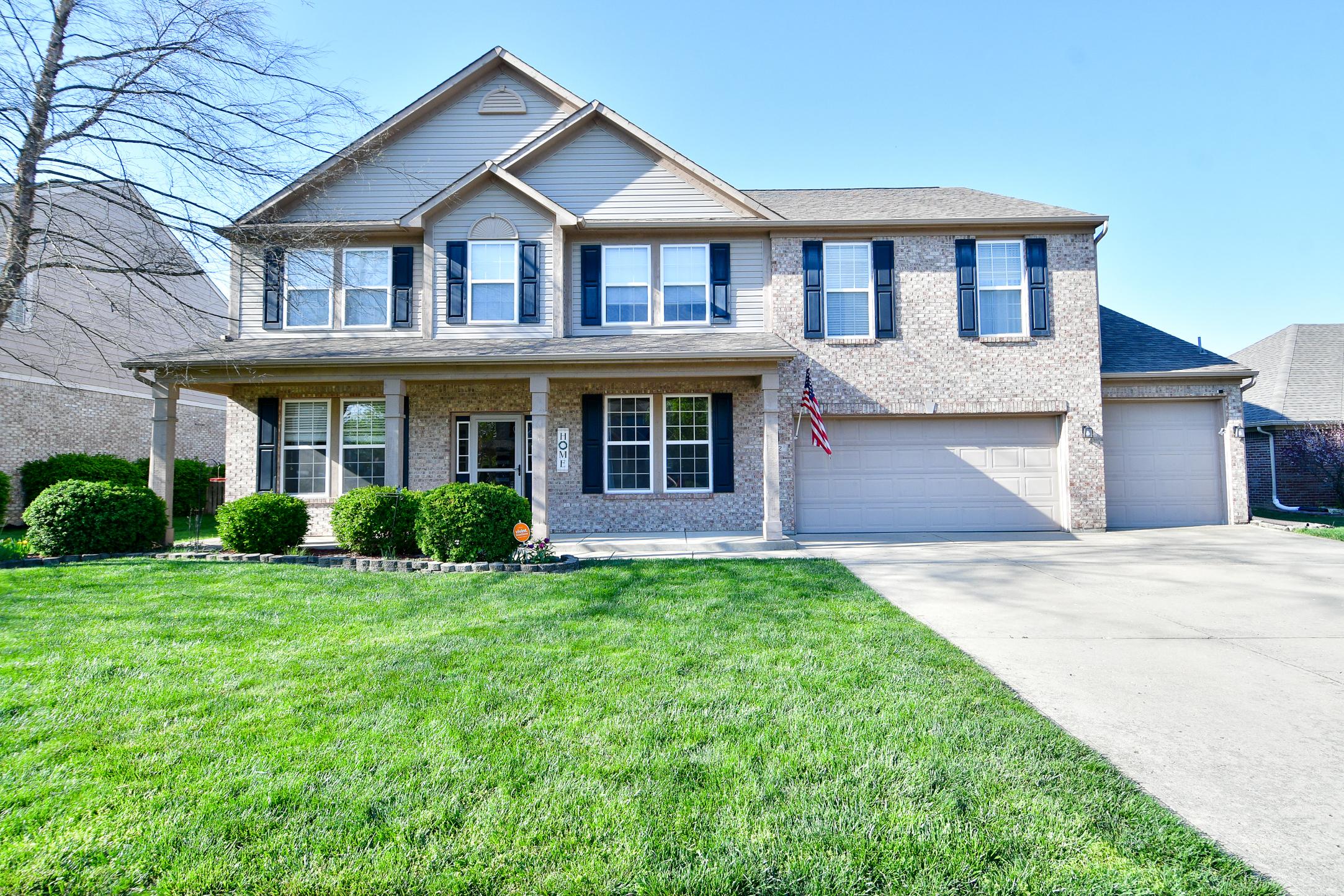 Photo one of 8122 Grassy Meadow Ct Indianapolis IN 46259 | MLS 21973767