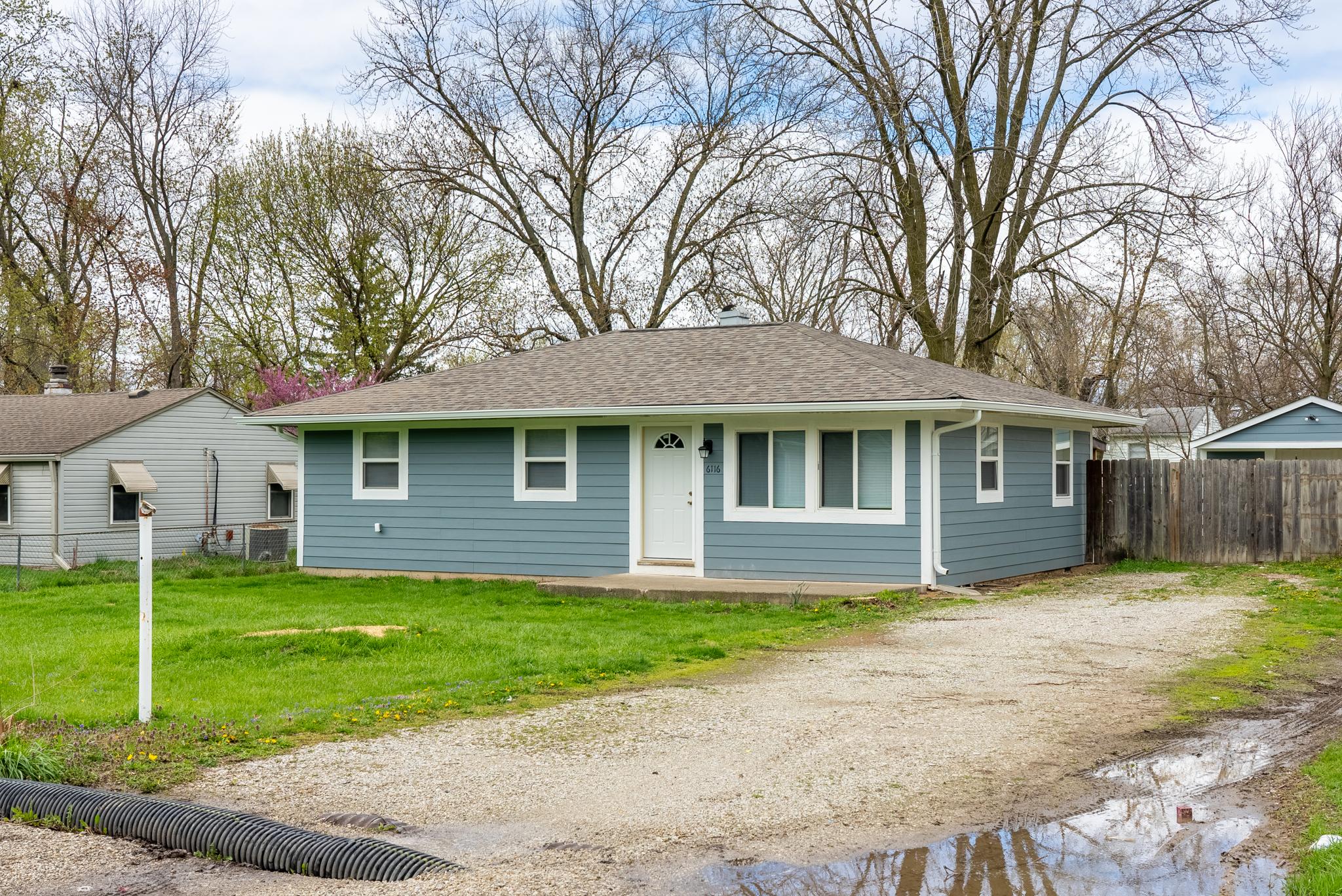 Photo one of 6116 Sexton Ave Indianapolis IN 46219 | MLS 21974017