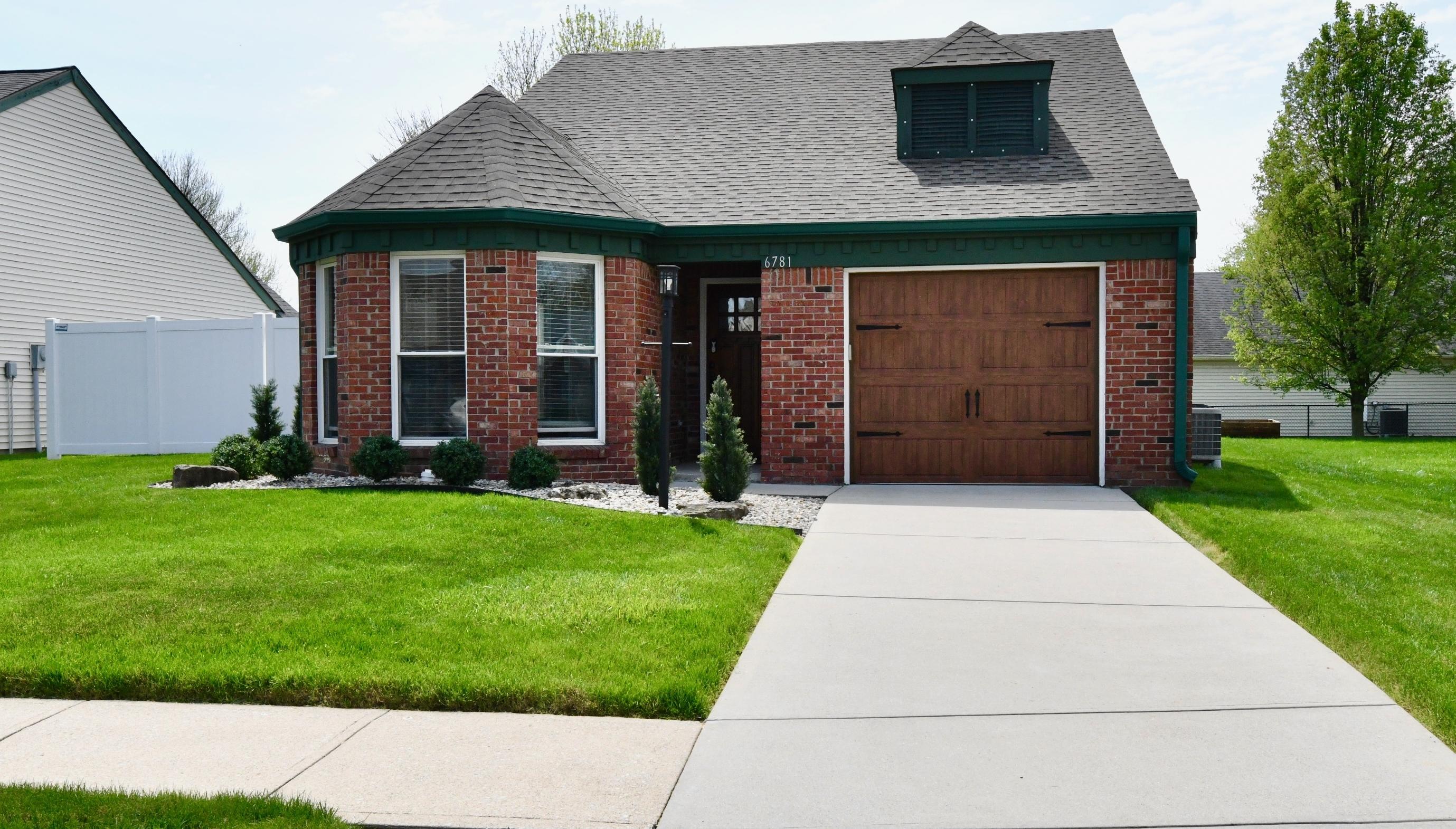 Photo one of 6781 Navigate Way Indianapolis IN 46250 | MLS 21974077