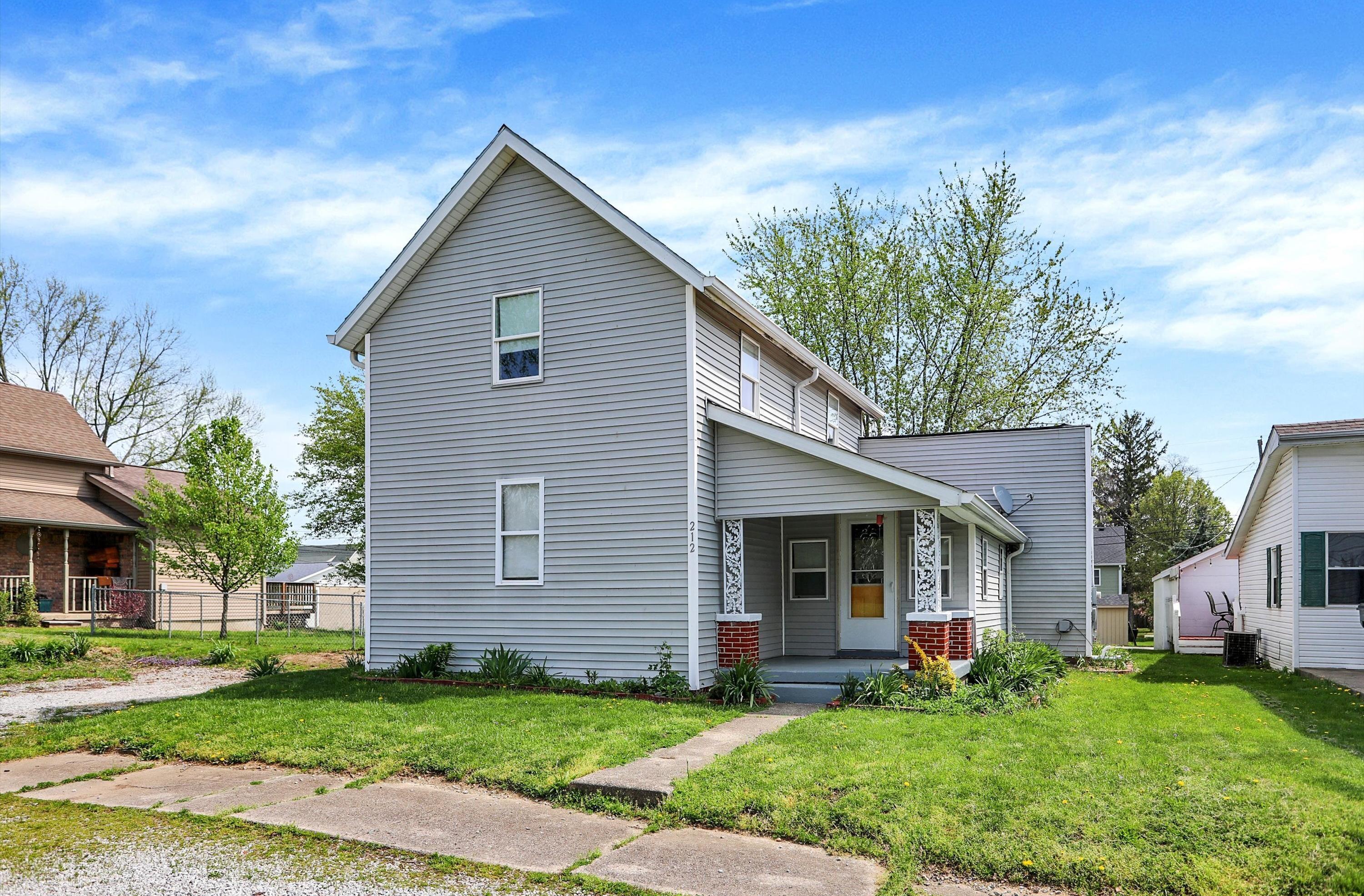 Photo one of 212 Illinois St Shirley IN 47384 | MLS 21974296