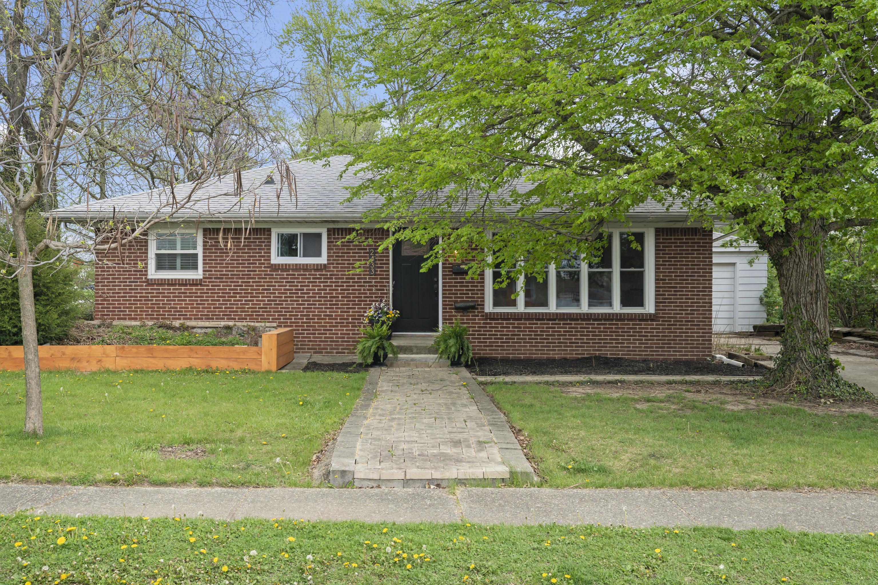 Photo one of 2433 Gerrard Ave Indianapolis IN 46224 | MLS 21974574