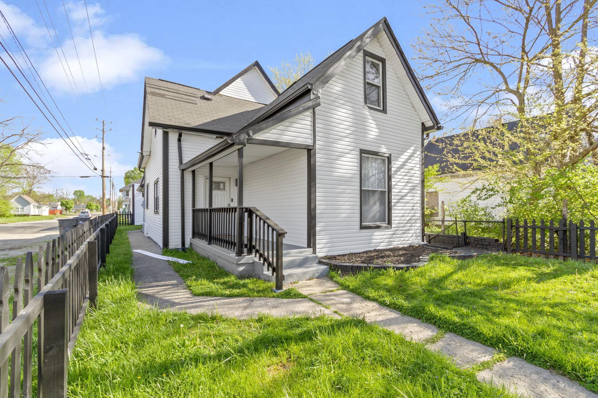Photo one of 1176 Udell St Indianapolis IN 46208 | MLS 21974582