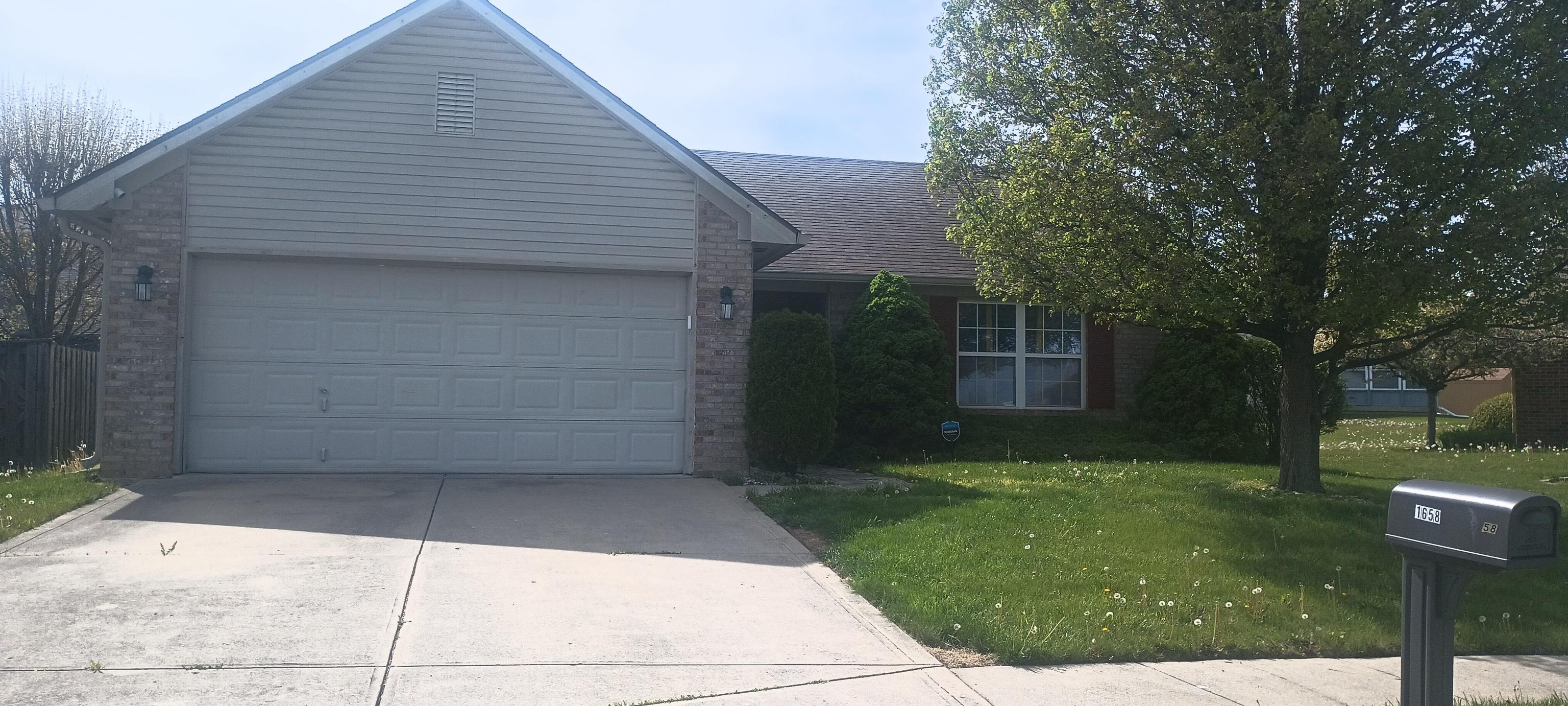Photo one of 1658 Park Hill Dr Indianapolis IN 46229 | MLS 21974703