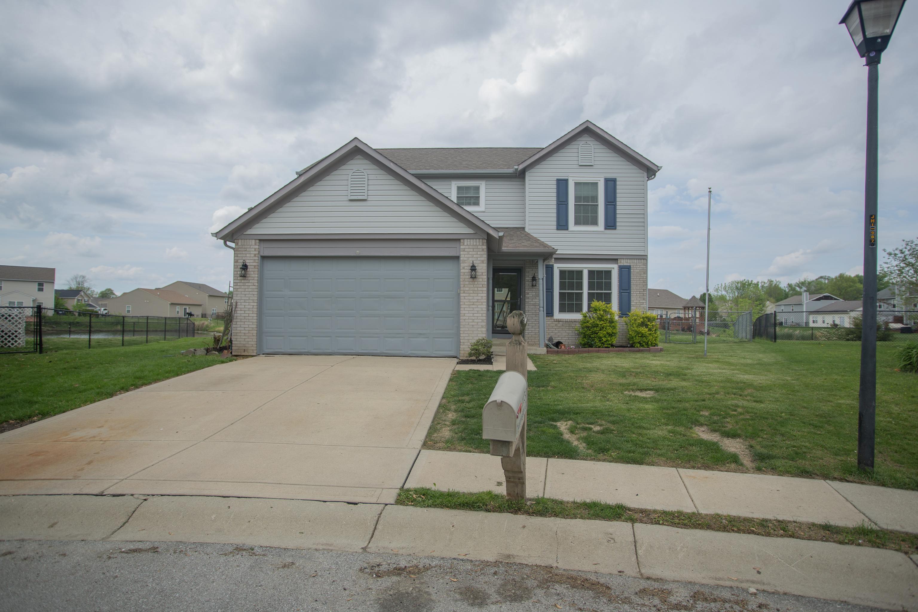 Photo one of 1137 Chateaugay Ct Whiteland IN 46184 | MLS 21974732