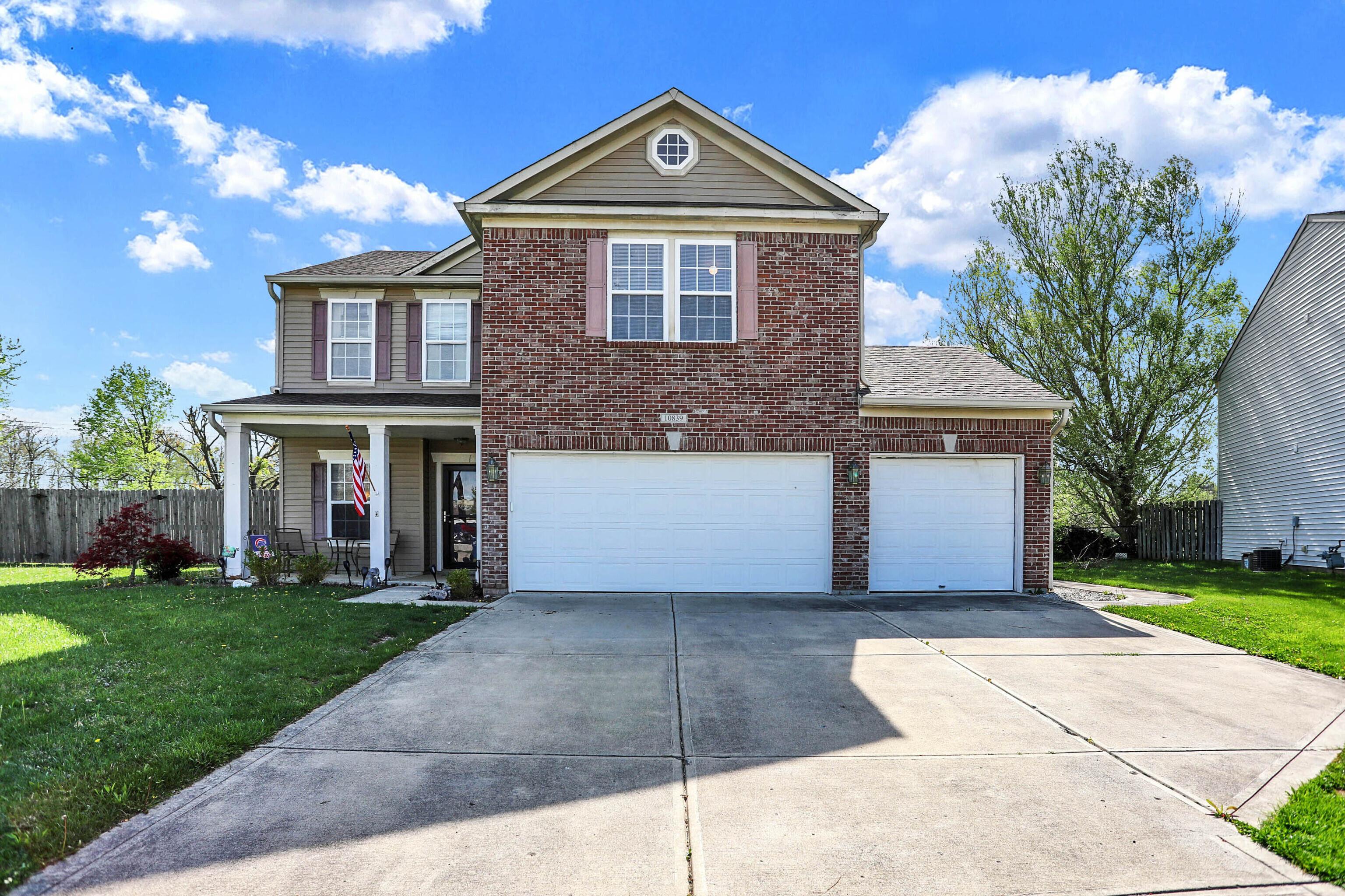 Photo one of 10839 Firefly Ct Indianapolis IN 46259 | MLS 21974829