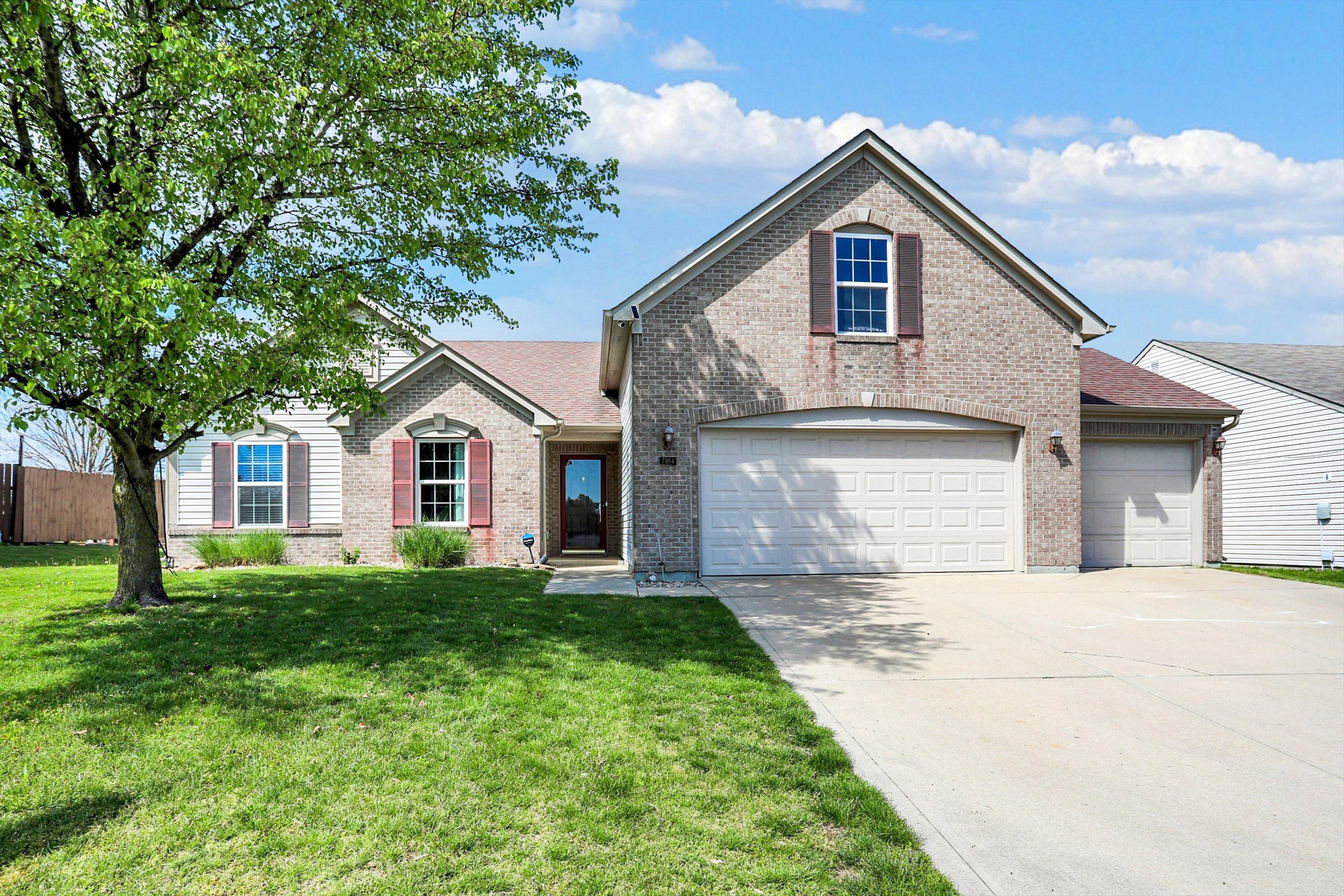 Photo one of 7054 Fields Dr Indianapolis IN 46239 | MLS 21974983