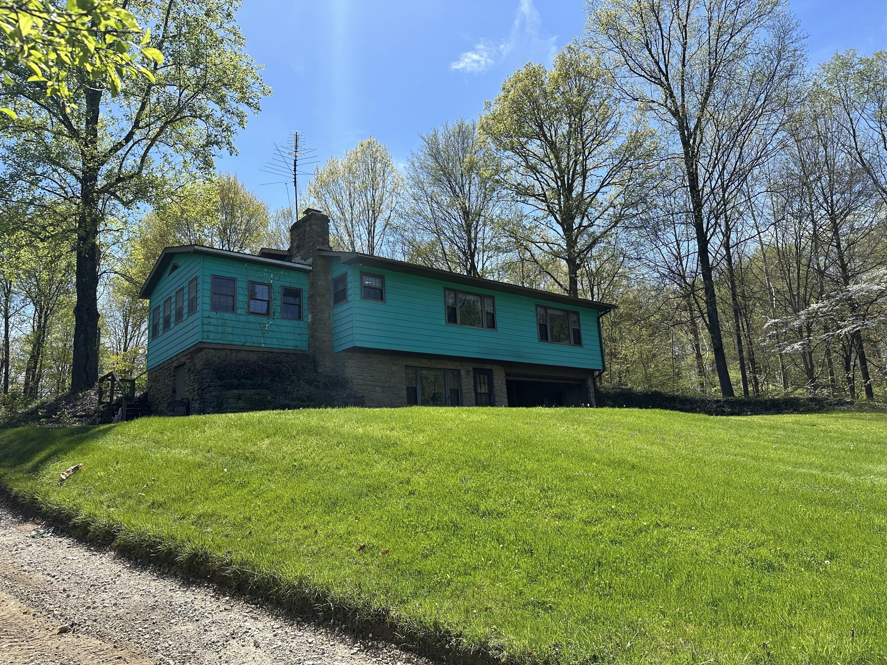 Photo one of 5600 Perry Rd Martinsville IN 46151 | MLS 21974994