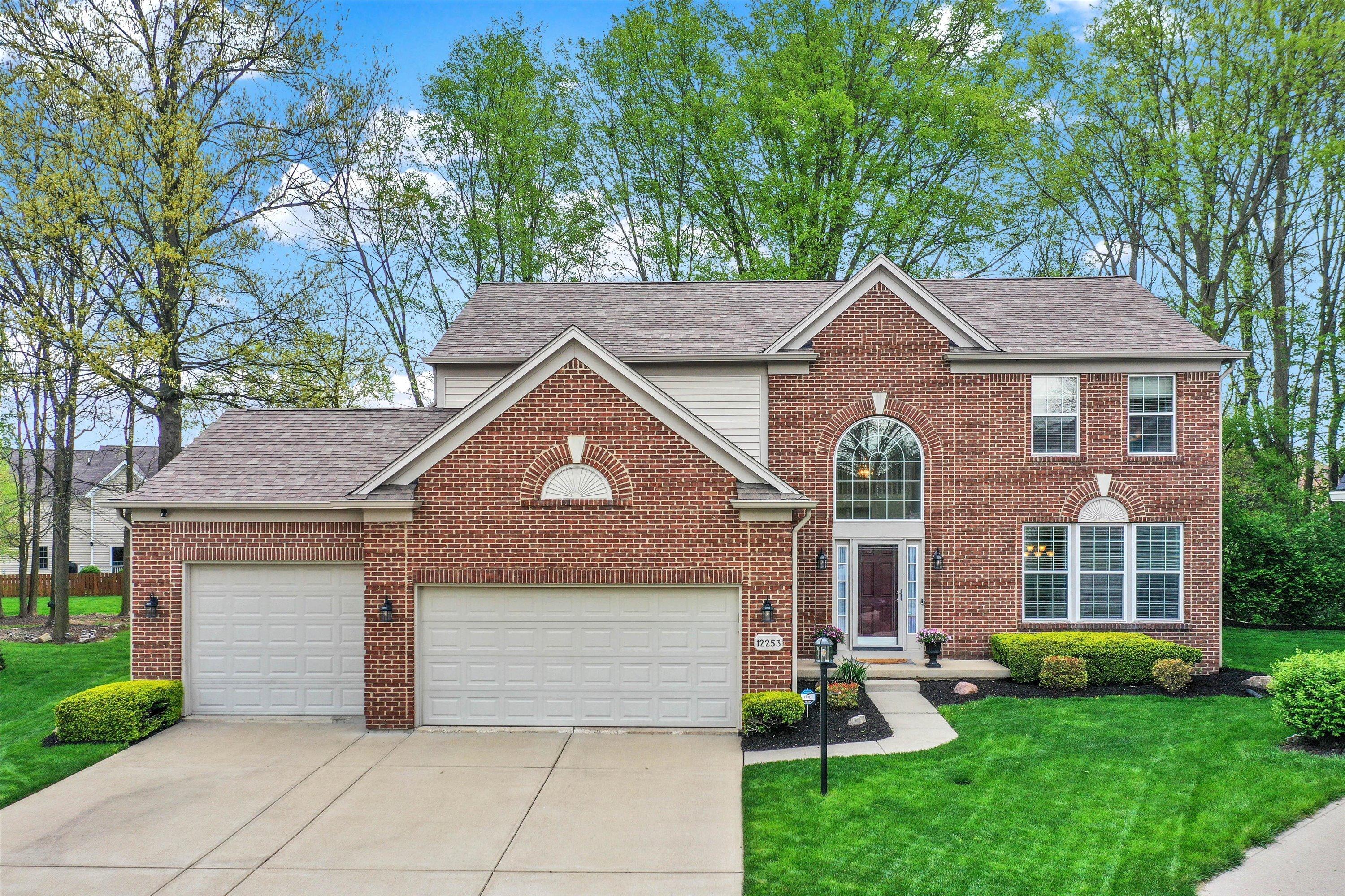 Photo one of 12253 Bedrock Ct Fishers IN 46037 | MLS 21975219