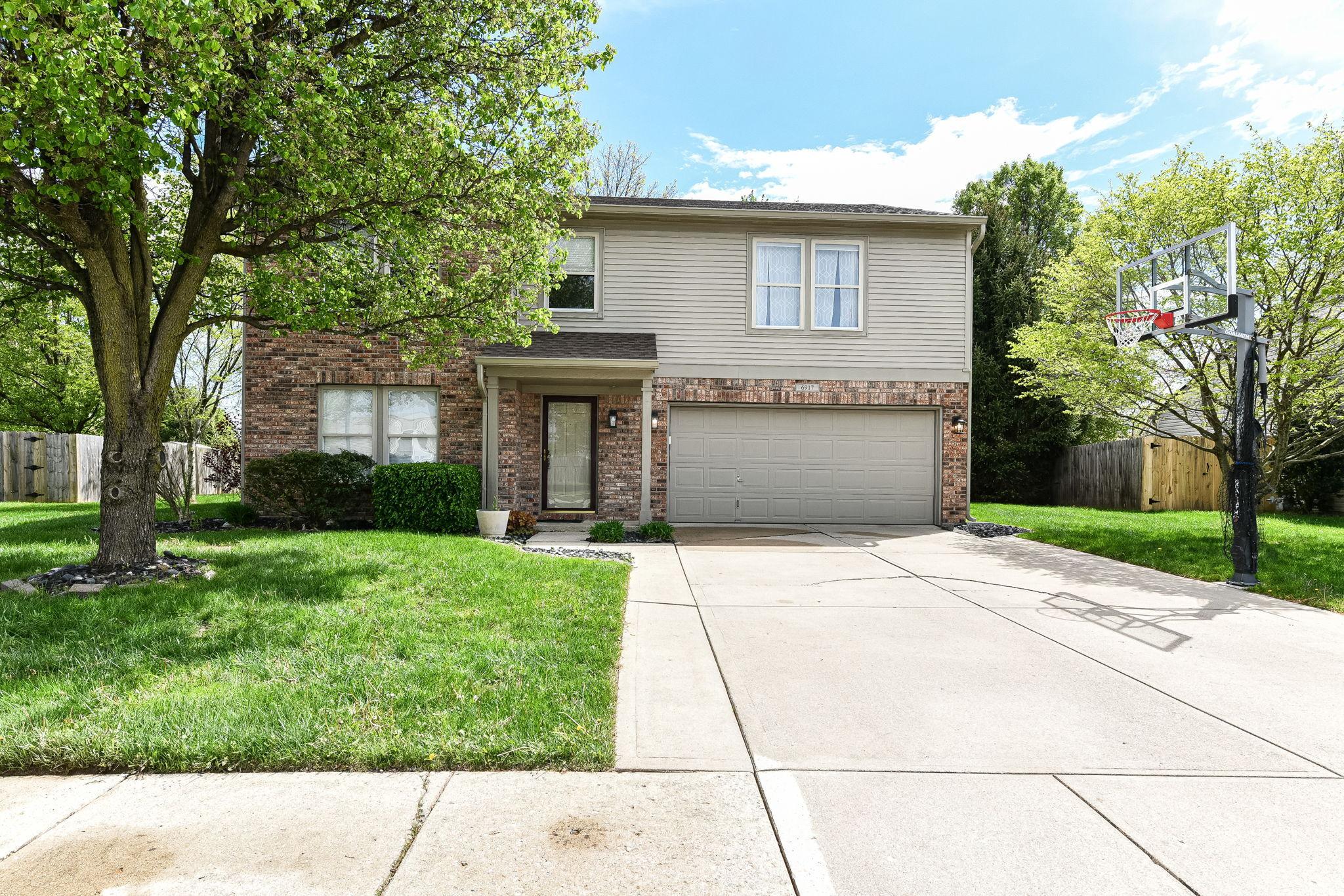Photo one of 6917 Amber Springs Way Indianapolis IN 46237 | MLS 21975269