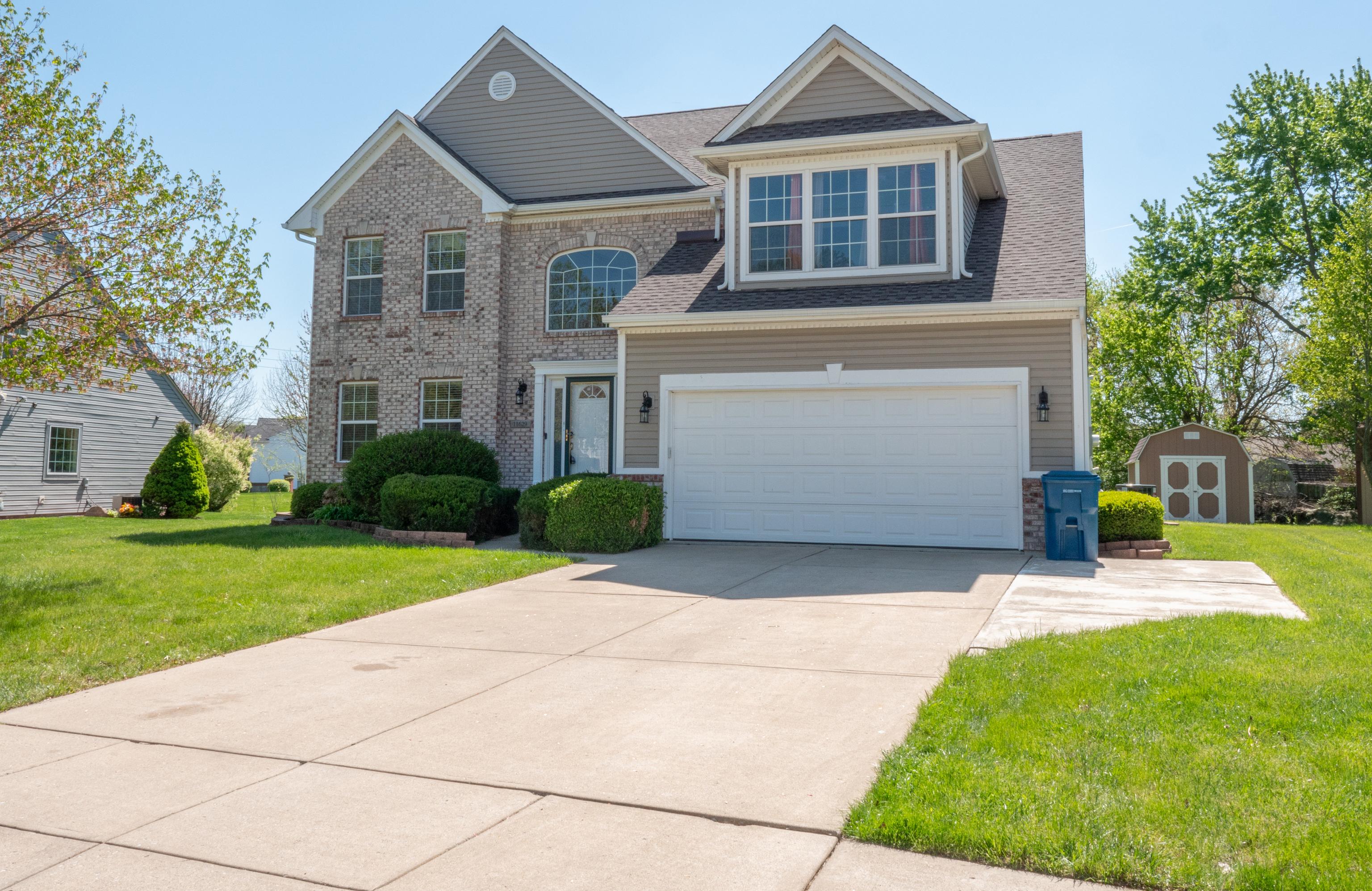 Photo one of 11629 Stoeppelwerth Dr Indianapolis IN 46229 | MLS 21975560