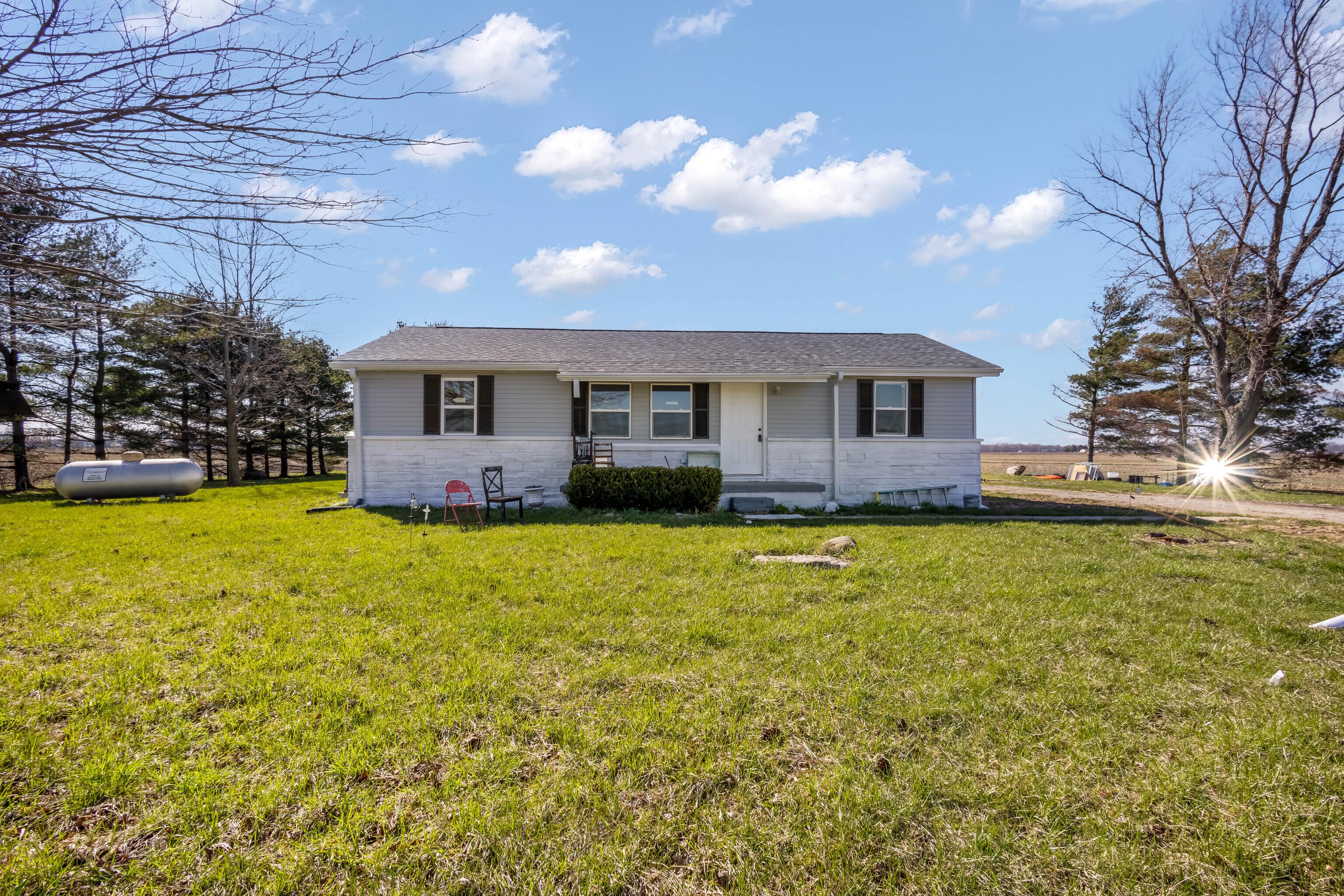 Photo one of 27440 Six Points Rd Sheridan IN 46069 | MLS 21975625