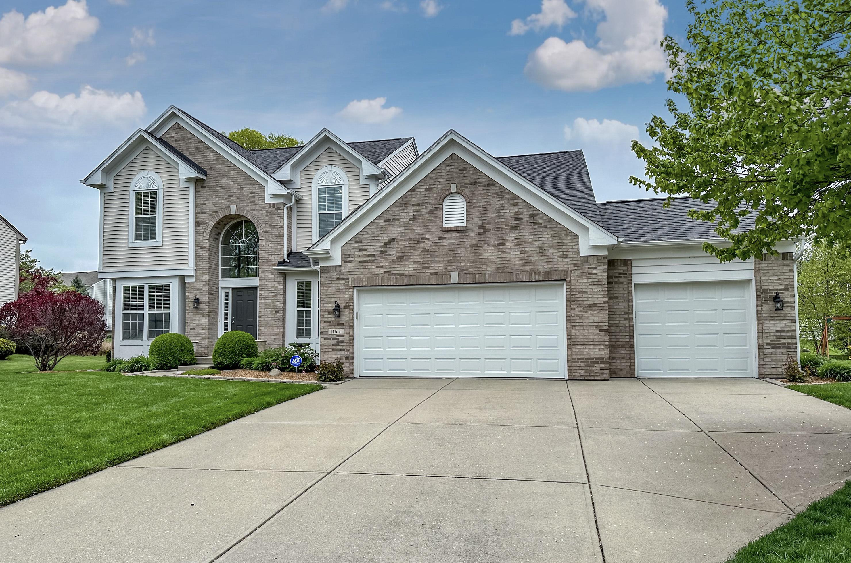 Photo one of 11651 Casco Ct Fishers IN 46037 | MLS 21975918