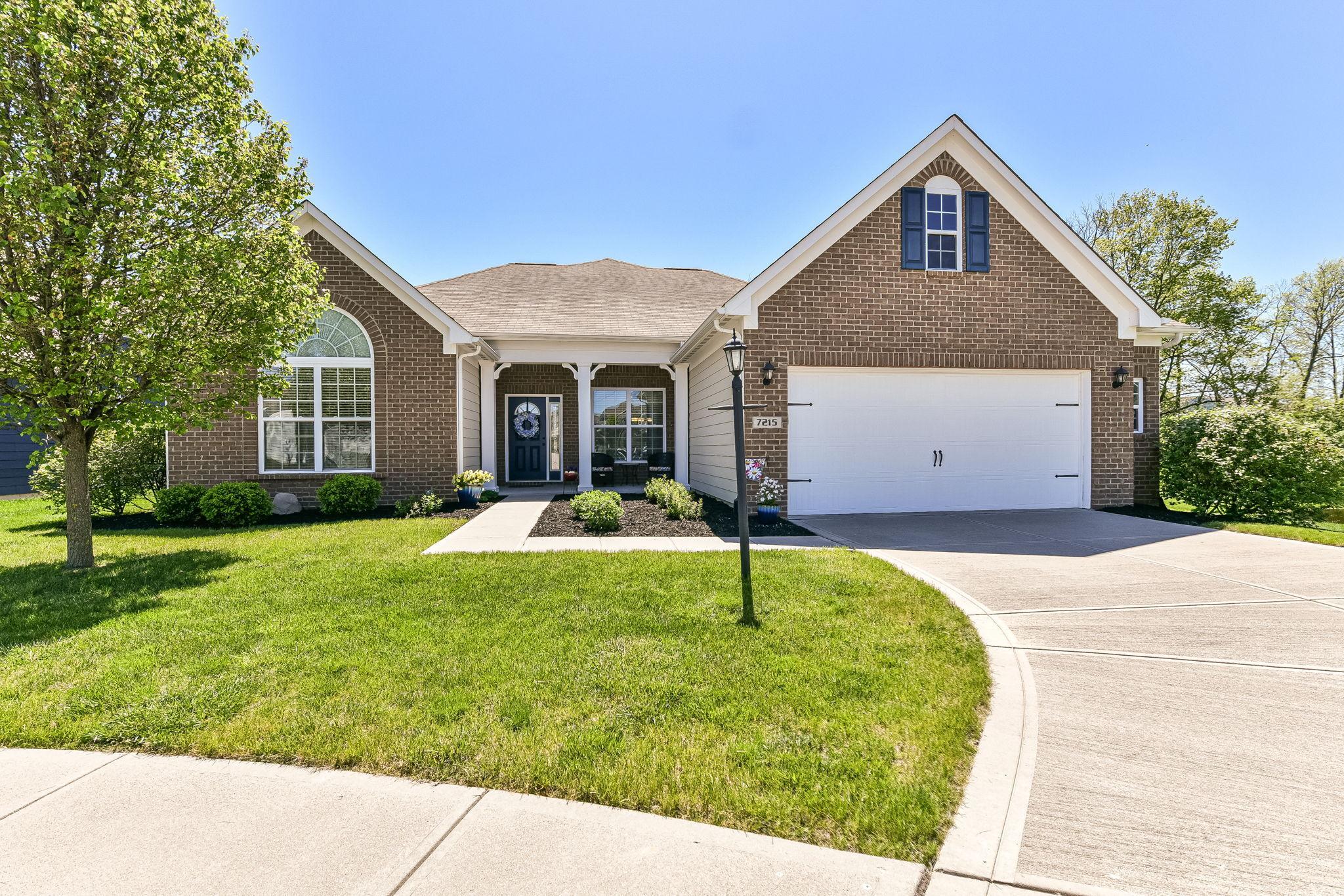 Photo one of 7215 Red Maple Dr Zionsville IN 46077 | MLS 21975949
