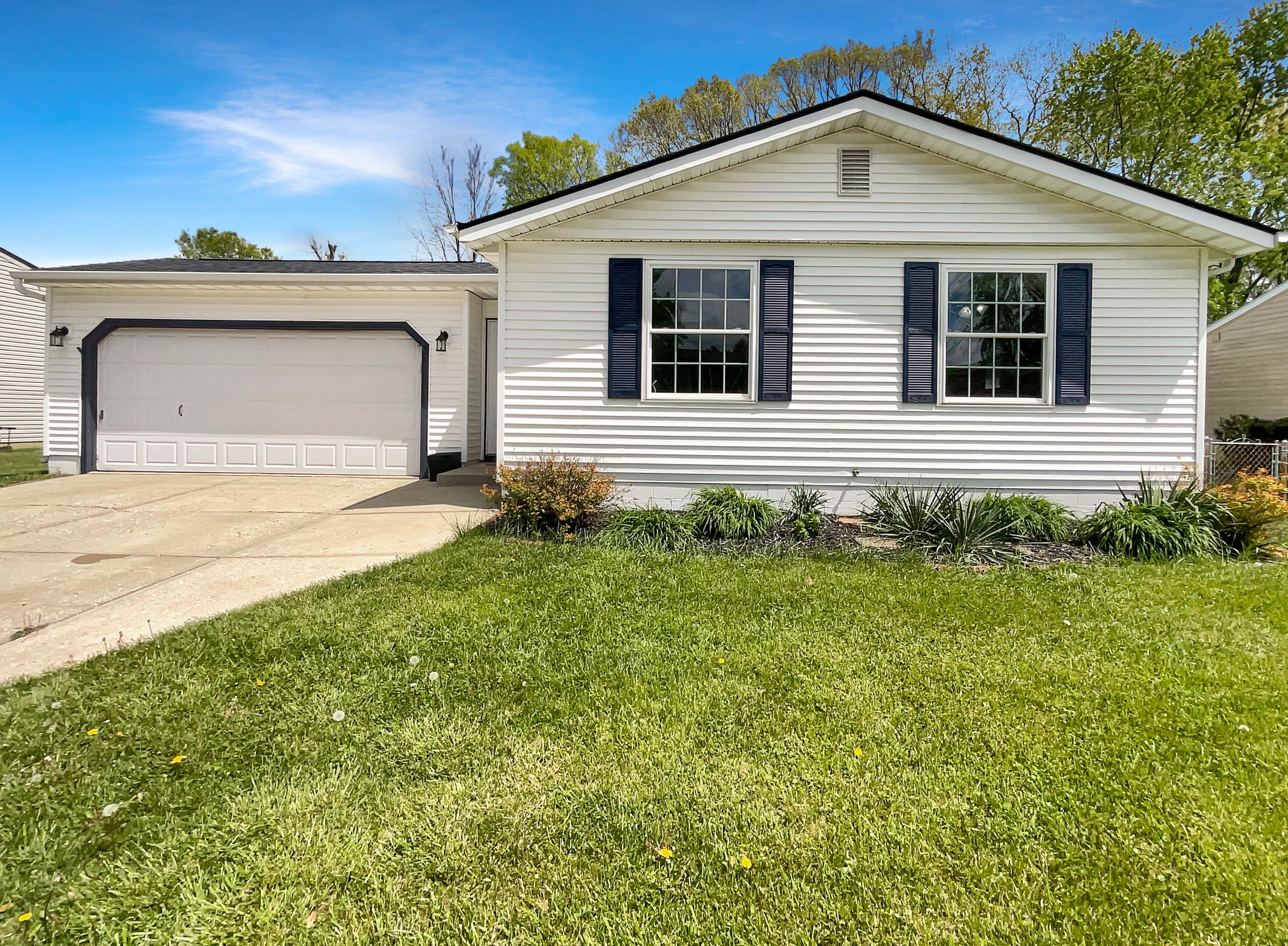 Photo one of 6903 Chauncey Dr Indianapolis IN 46221 | MLS 21976013