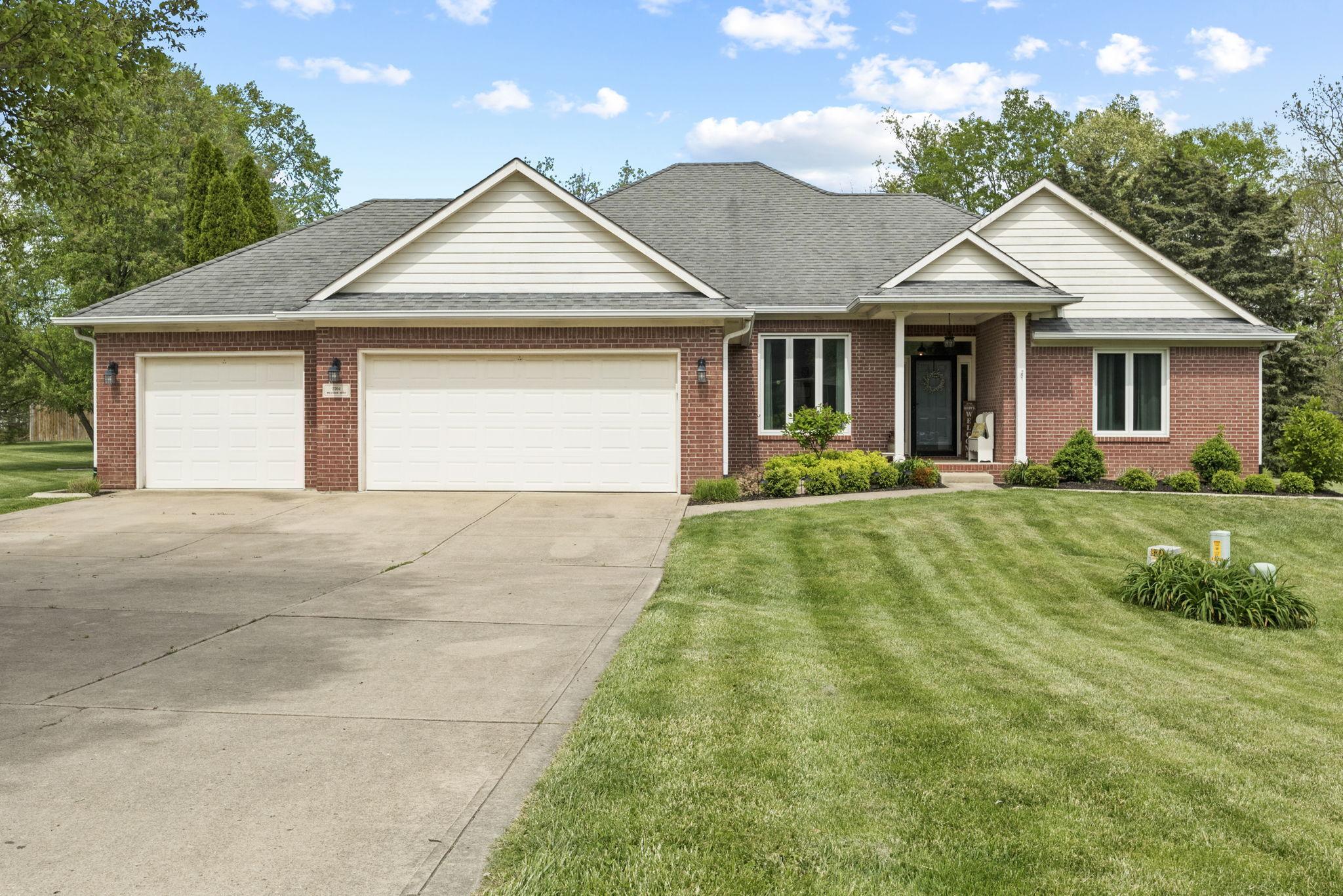 Photo one of 5704 Meander Bnd Pittsboro IN 46167 | MLS 21976531
