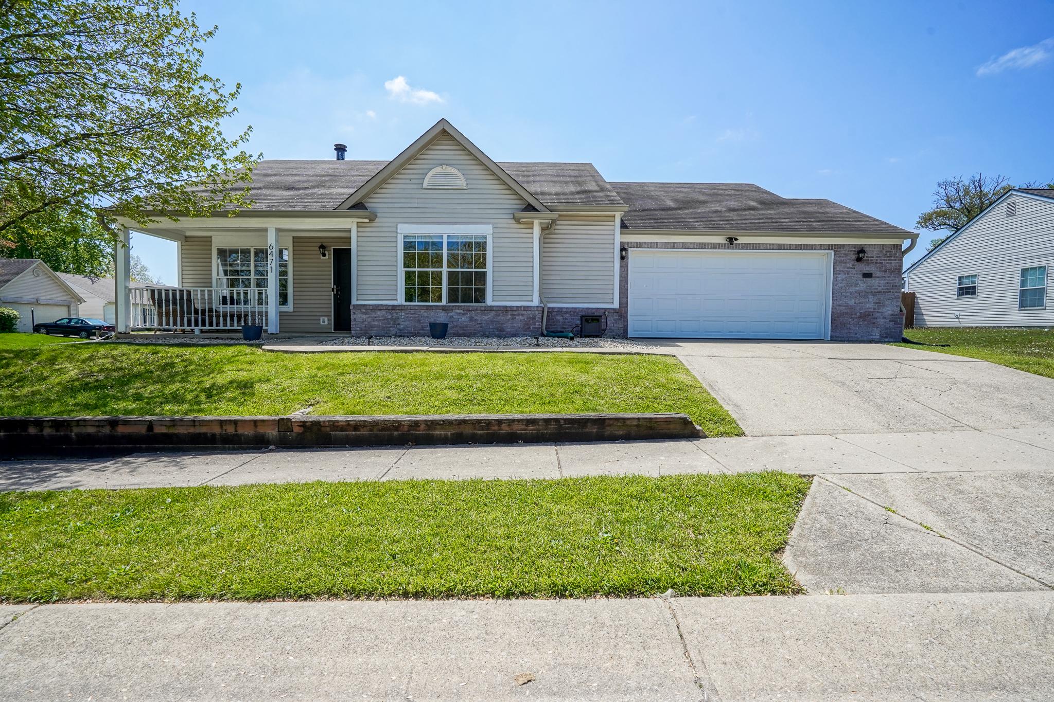 Photo one of 6471 Blakeview Dr Indianapolis IN 46235 | MLS 21976925