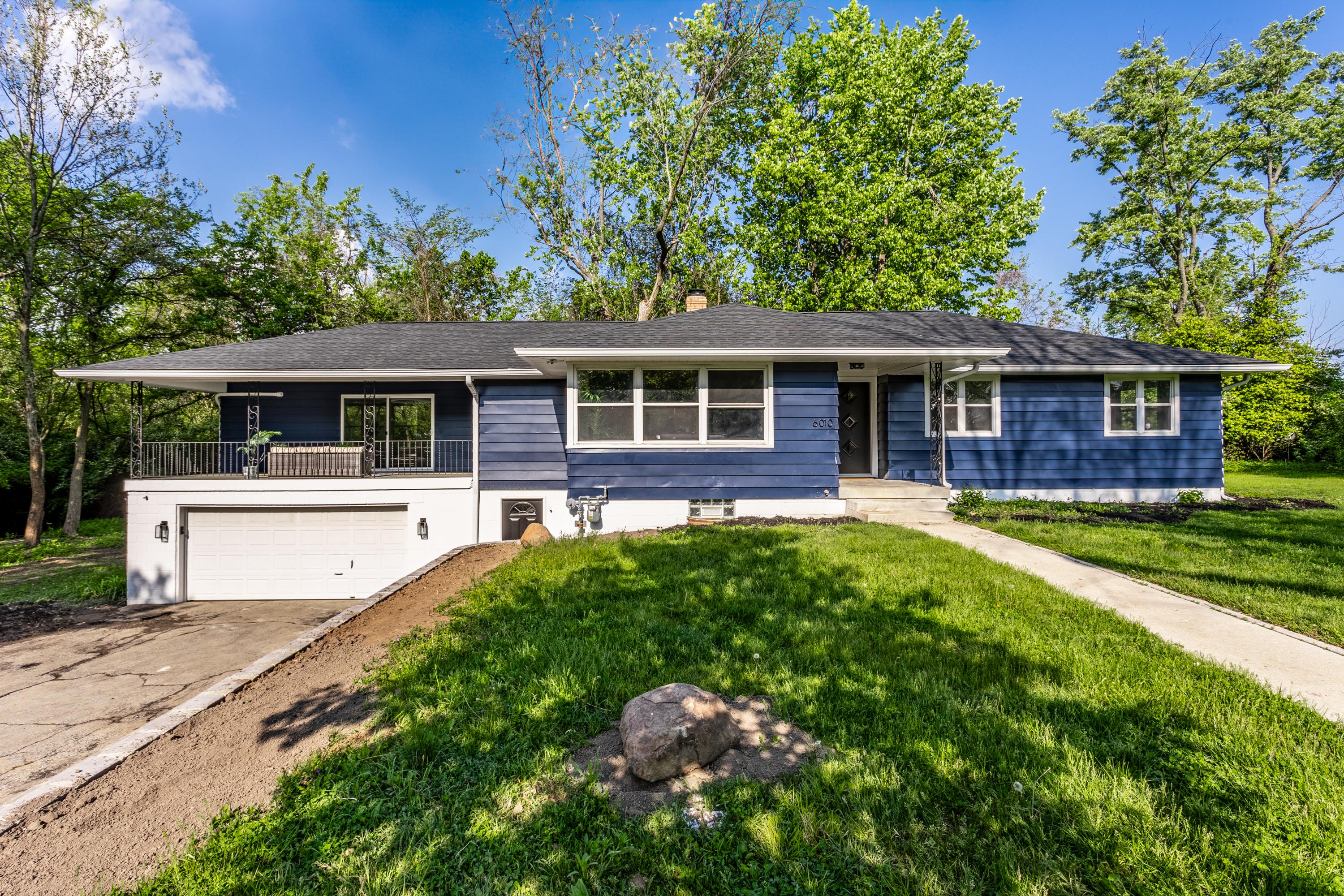 Photo one of 6010 Middle Dr Indianapolis IN 46235 | MLS 21977348