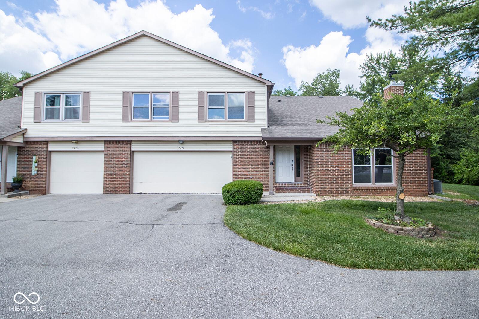 Photo one of 2424 N Willow Way Indianapolis IN 46268 | MLS 21982284