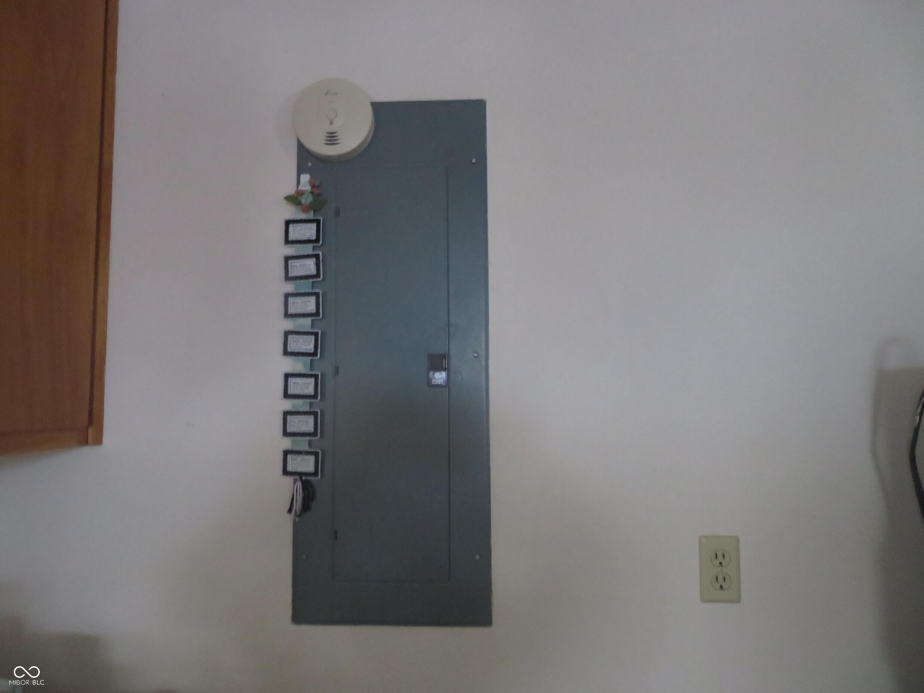 Photo #32