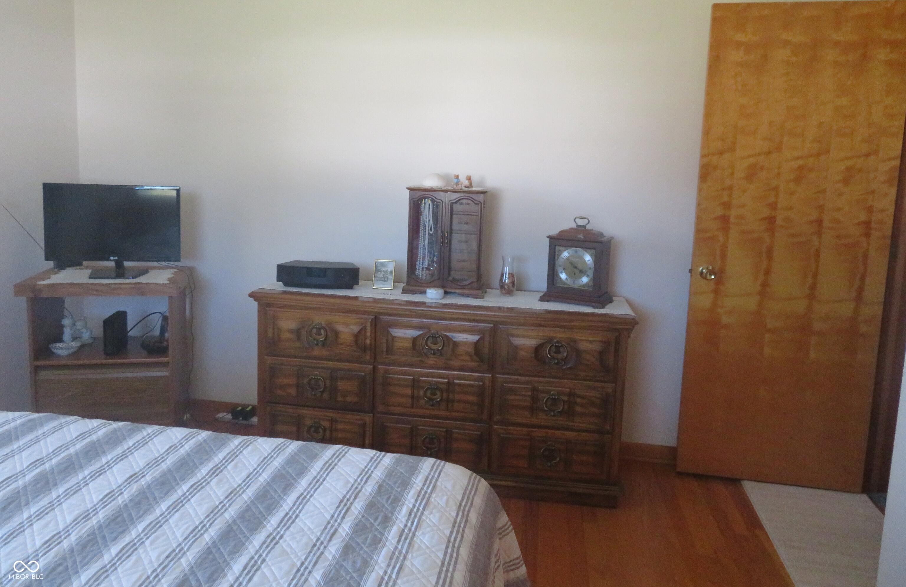 Photo #24