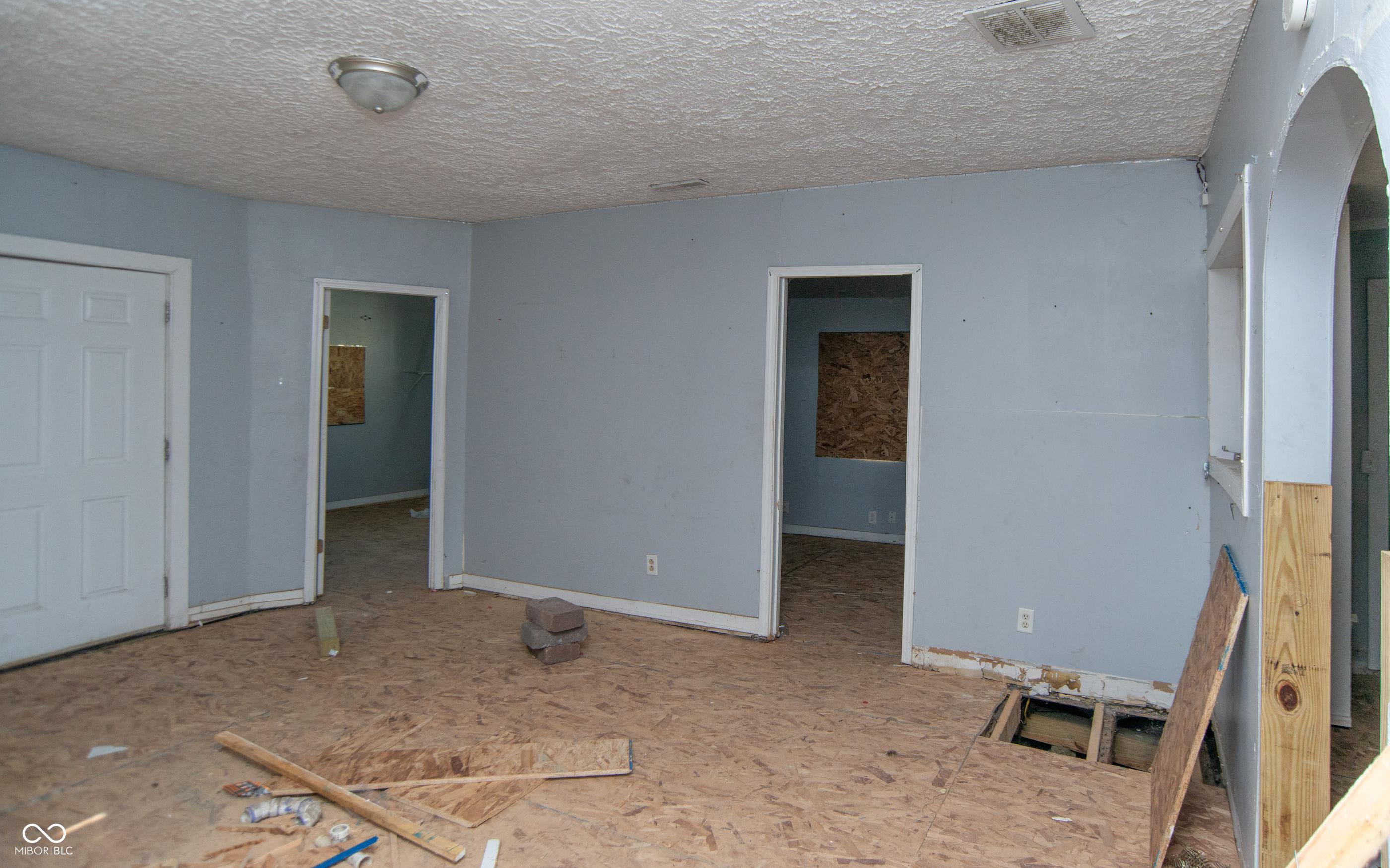 Photo #6