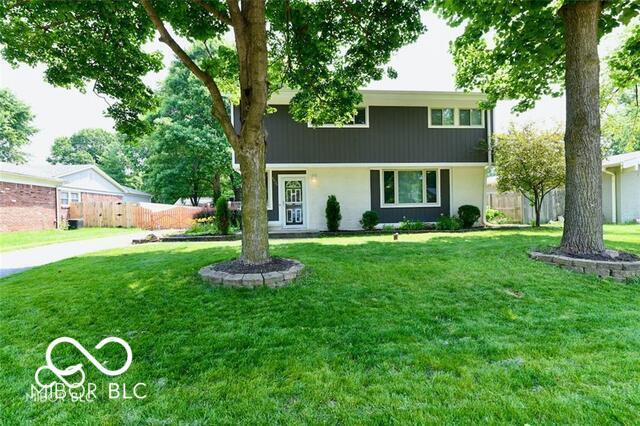 Photo one of 4839 Alameda Rd Indianapolis IN 46228 | MLS 22005321