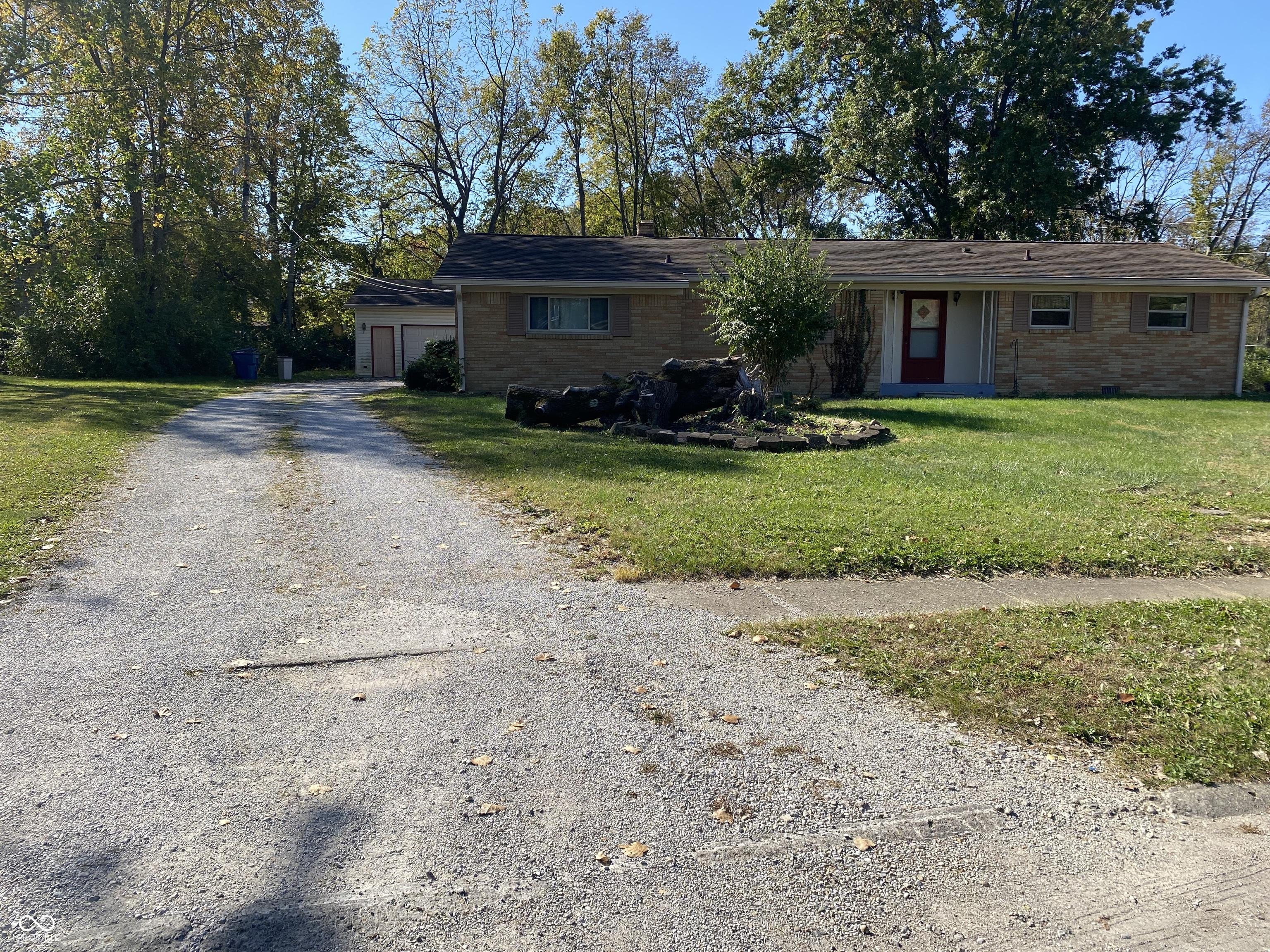Photo one of 647 W Mcgregor Rd Indianapolis IN 46217 | MLS 22007905