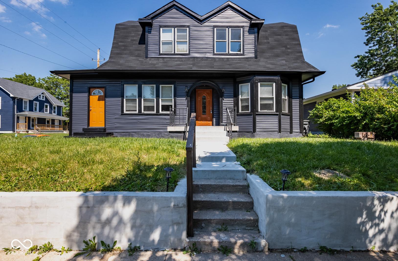Photo one of 2641 Guilford Ave Indianapolis IN 46205 | MLS 22008153