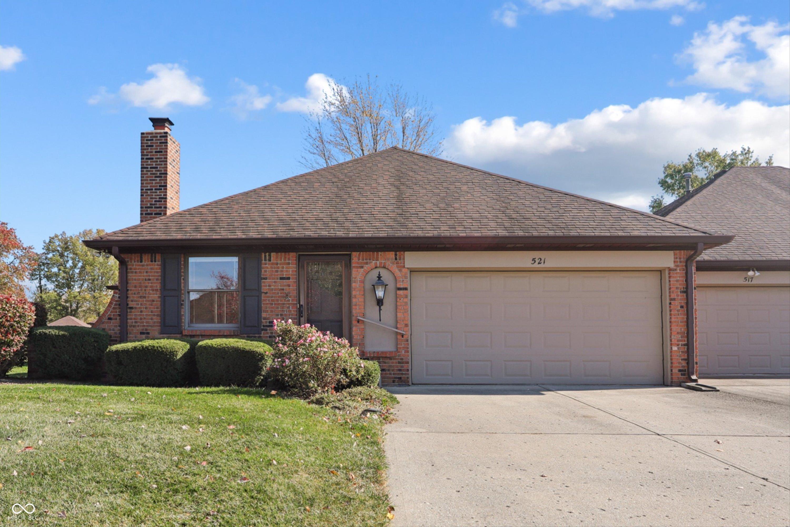 Photo one of 521 Eagle Crest Dr Brownsburg IN 46112 | MLS 22009266