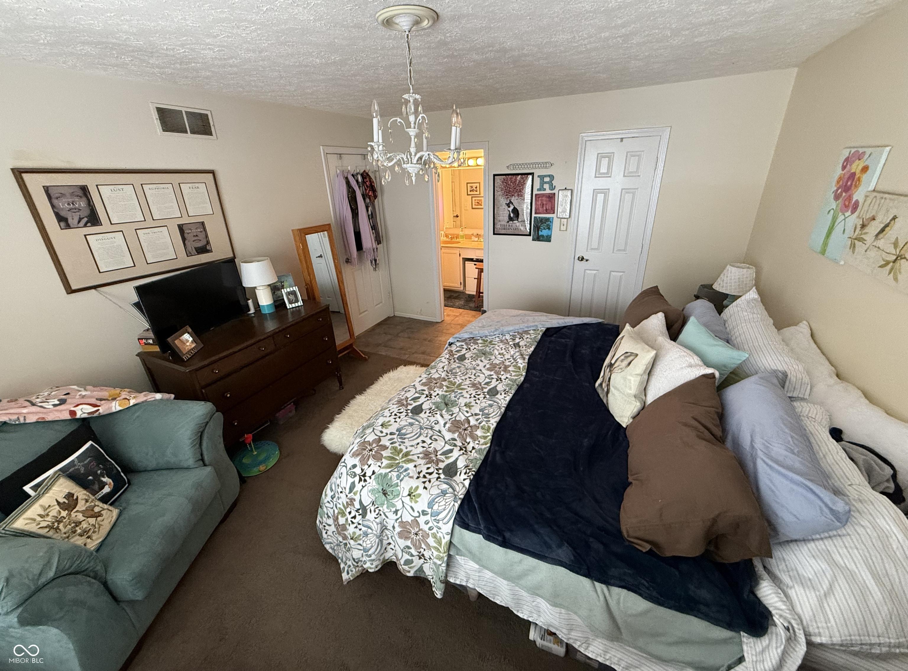 Photo #36