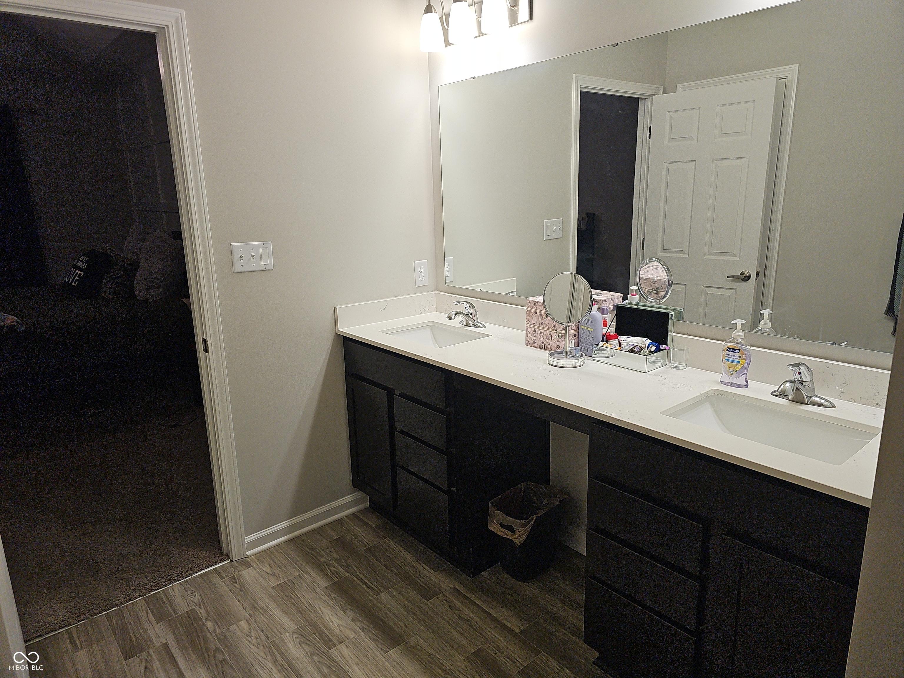 Photo #43