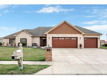 Photo one of 1368 N Manchester Dr Greenfield IN 46140 | MLS 21909322