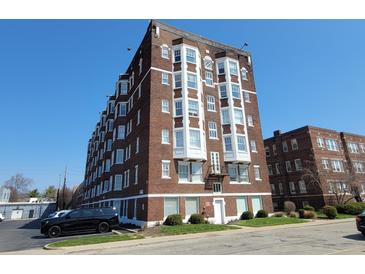 Photo one of 230 E 9Th St # 502 Indianapolis IN 46204 | MLS 21912868