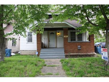 Photo one of 1031 Blaine Ave Indianapolis IN 46221 | MLS 21919975